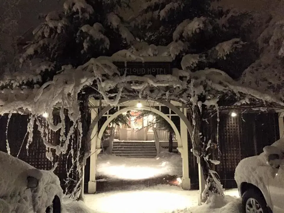 Winter in McCloud Hotel