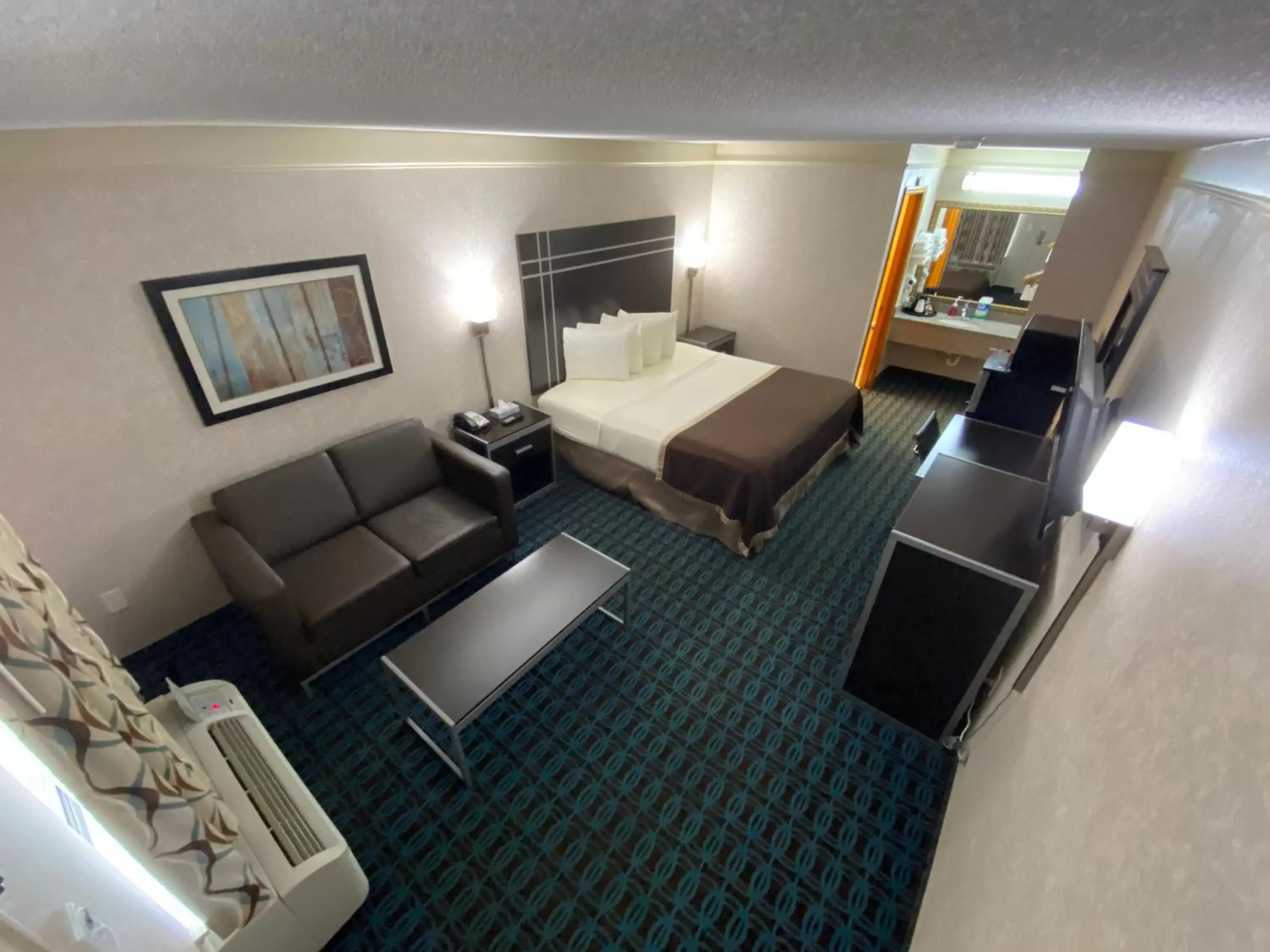 Room Photo in Deluxe Inn - Fayetteville I-95