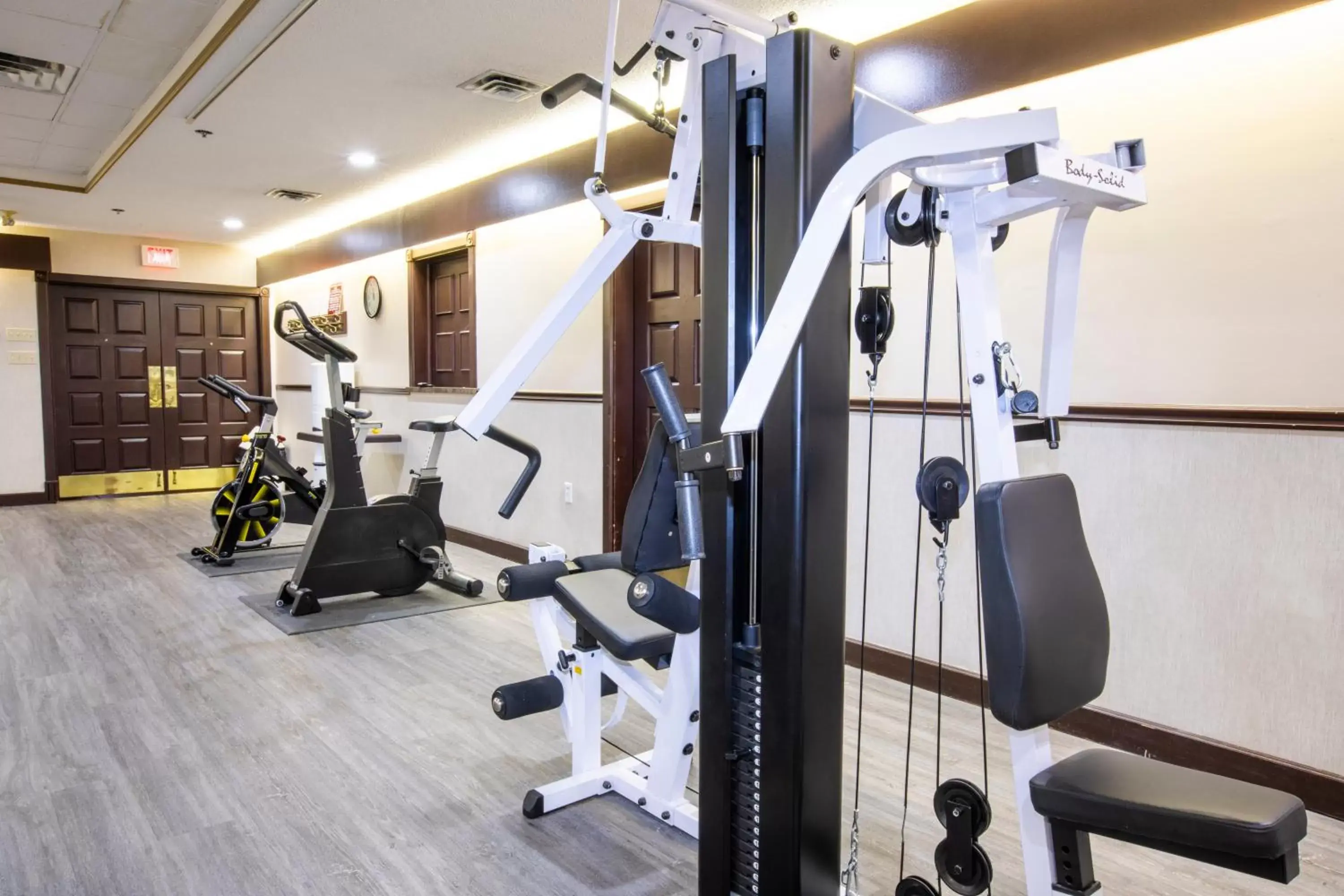 Fitness centre/facilities, Fitness Center/Facilities in Tower Inn & Suites