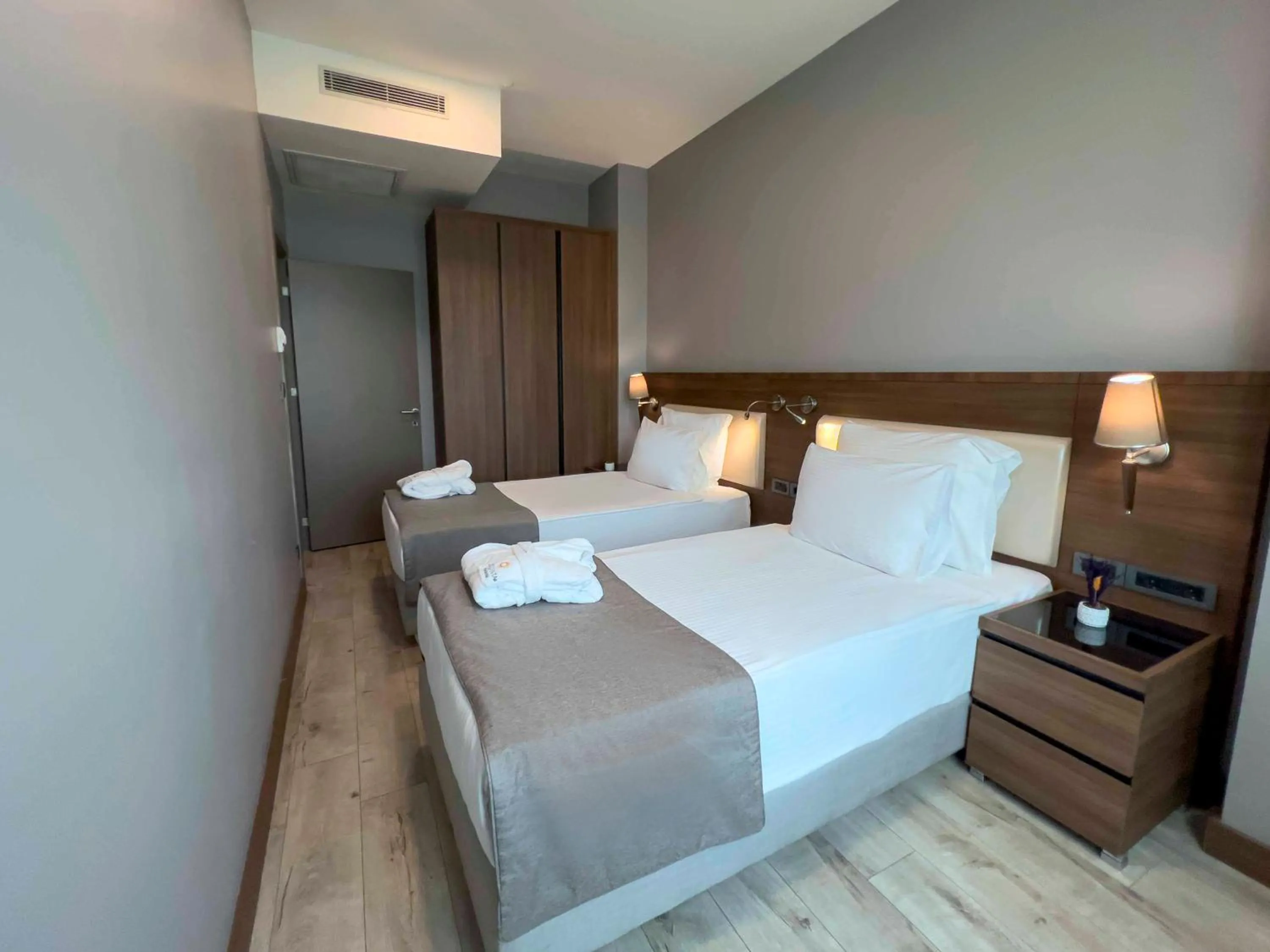 Massage, Bed in La Quinta by Wyndham Istanbul Gunesli