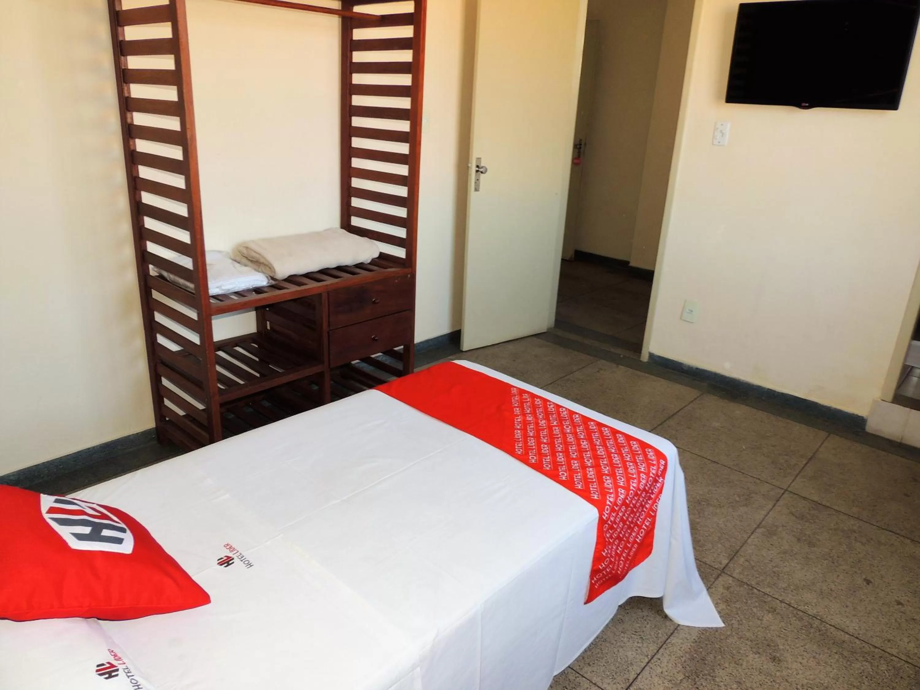 Bedroom, Bed in Hotel Líder