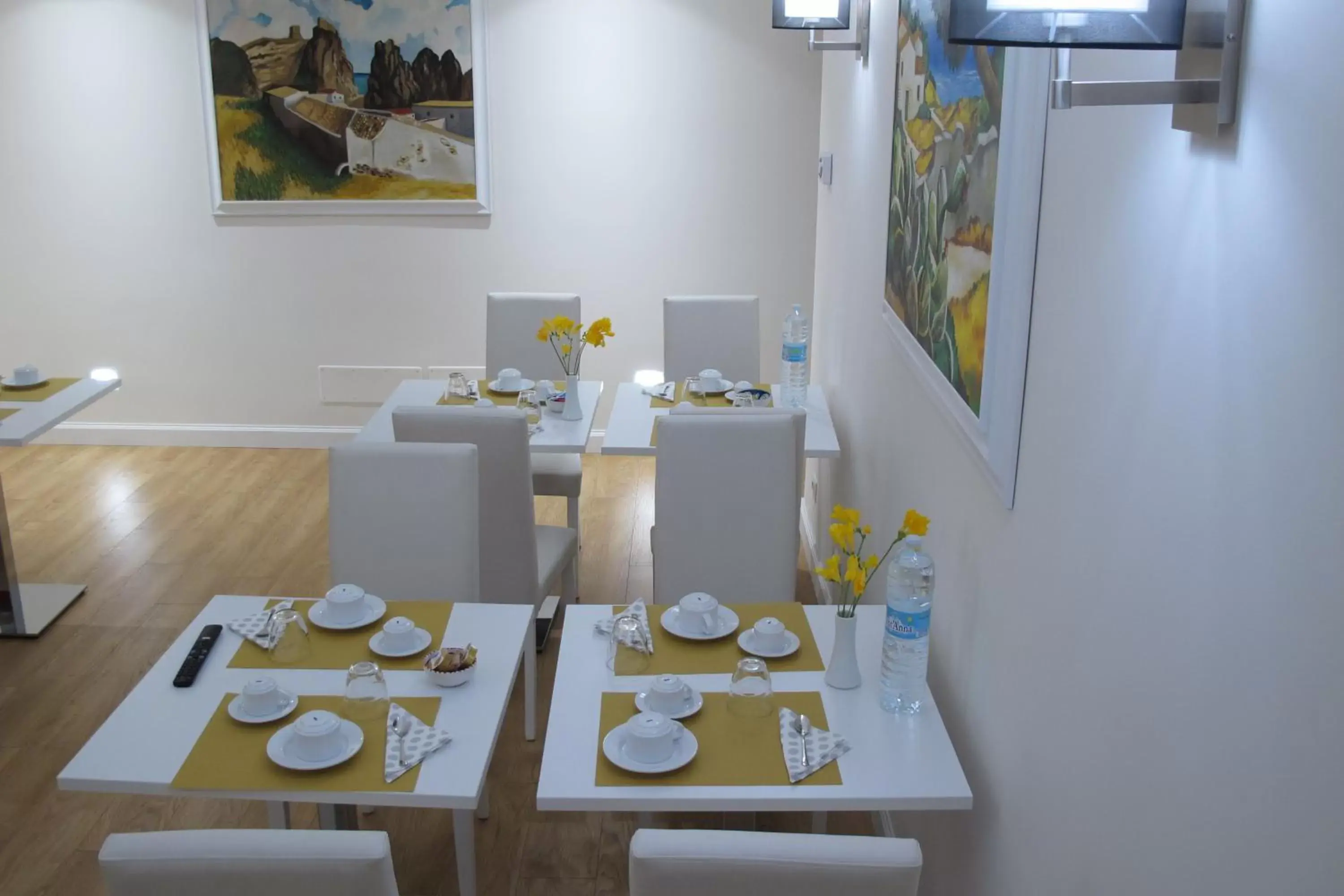 Buffet breakfast, Restaurant/Places to Eat in Belmonte102 Esclusive Suites