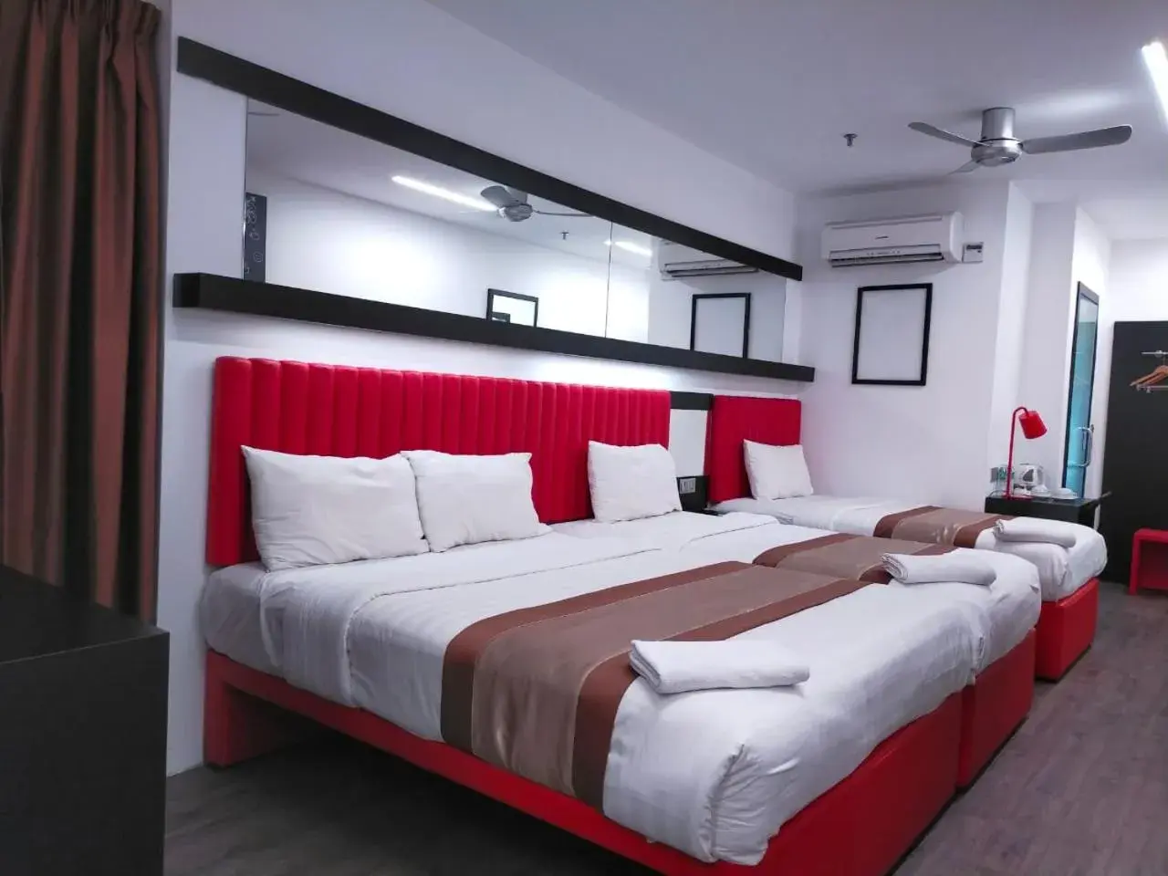 Bedroom, Bed in Lazdana Hotel Kuala Lumpur