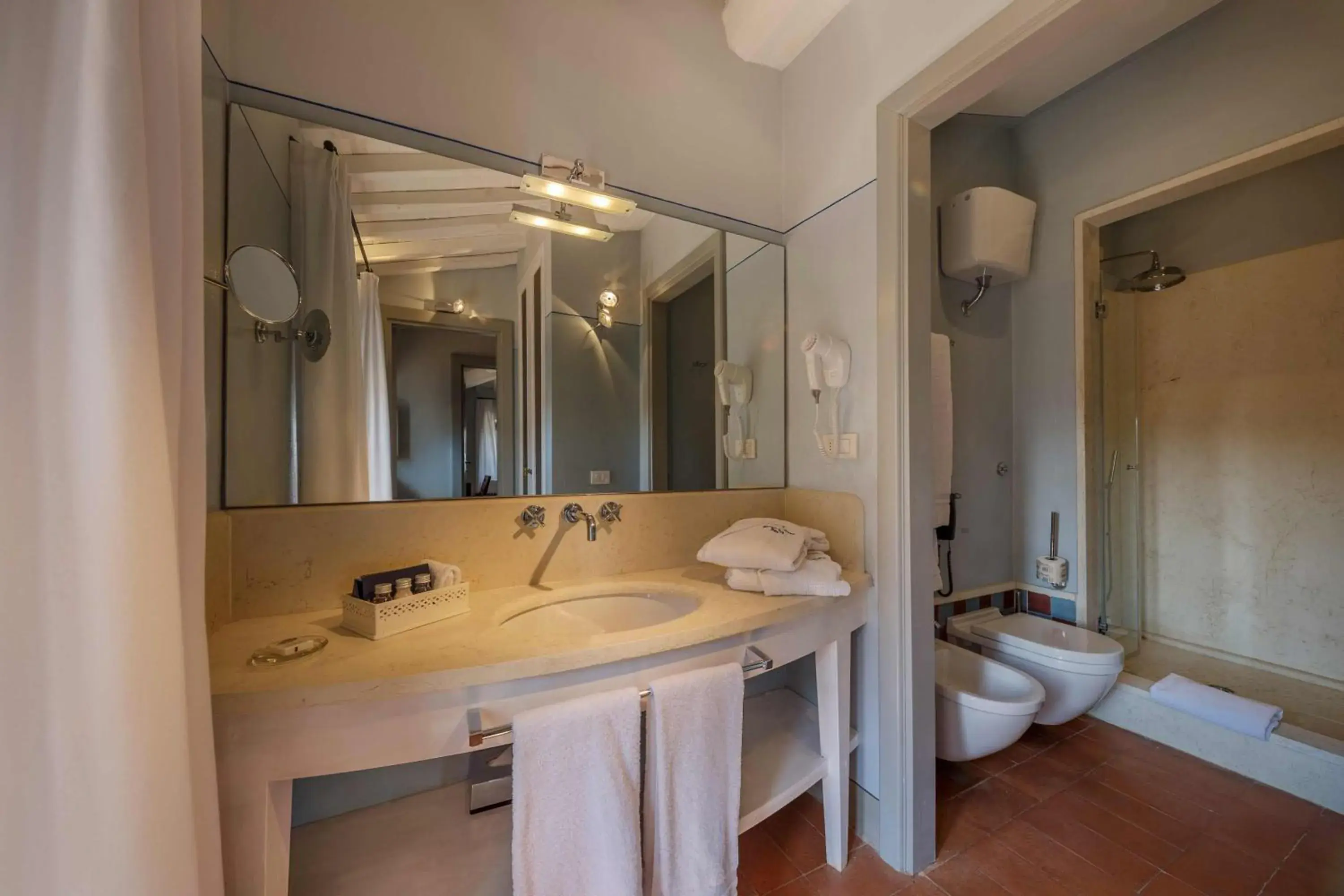 Bathroom in Borgo Scopeto Wine & Country Relais