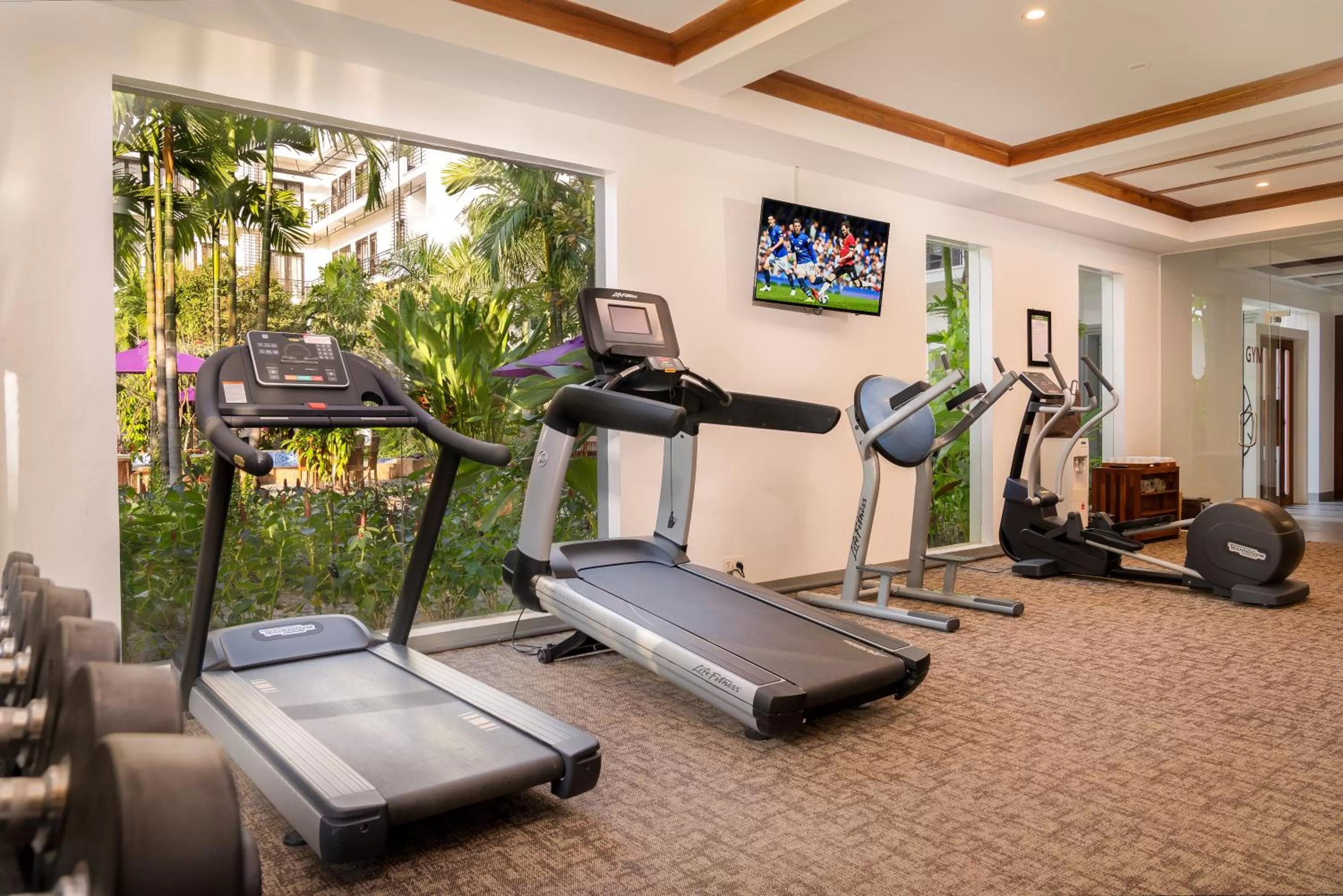 Fitness centre/facilities in Koulen Hotel