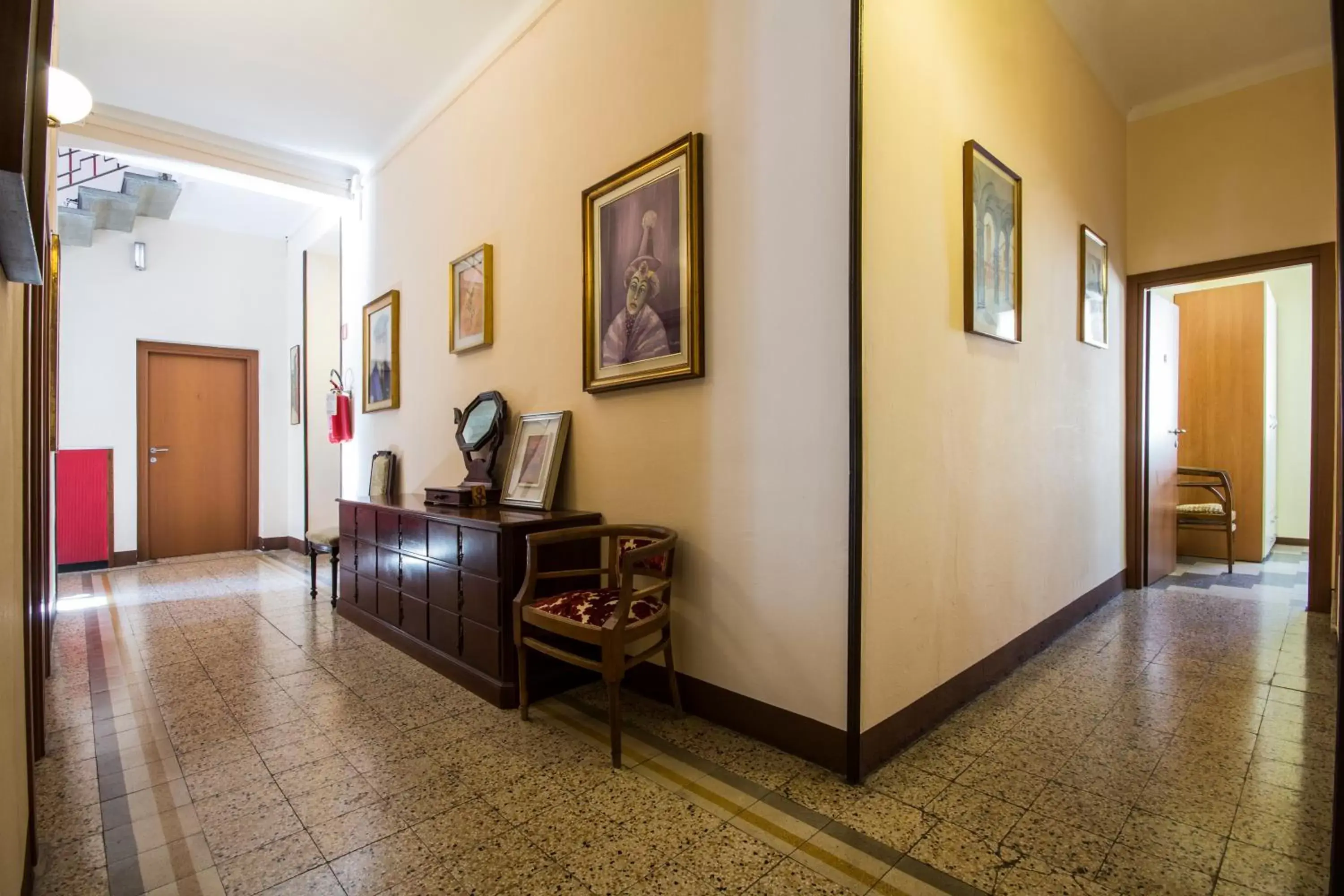 Area and facilities, Lobby/Reception in Albergo Sala