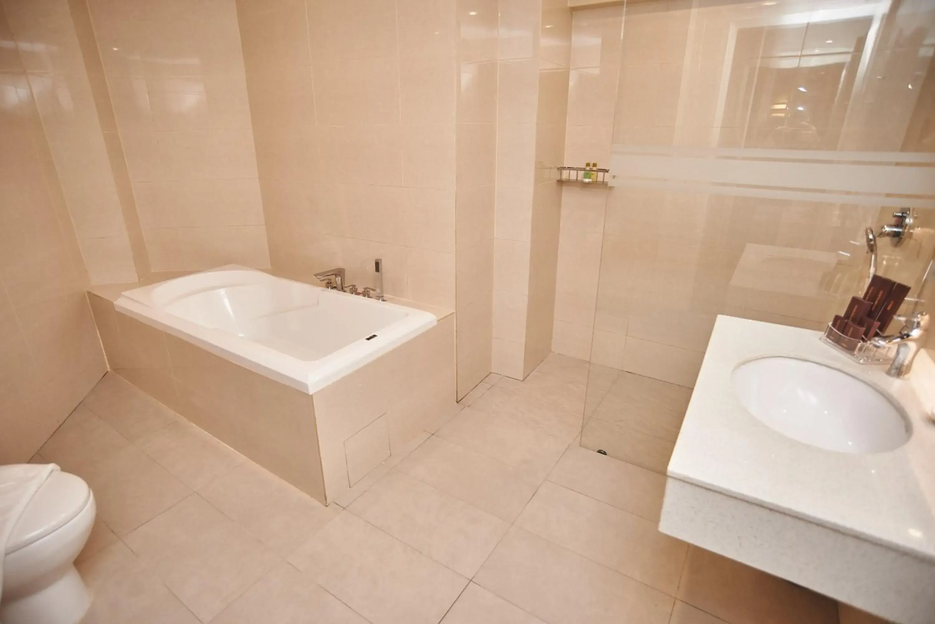 Bathroom in Corsica Hotel