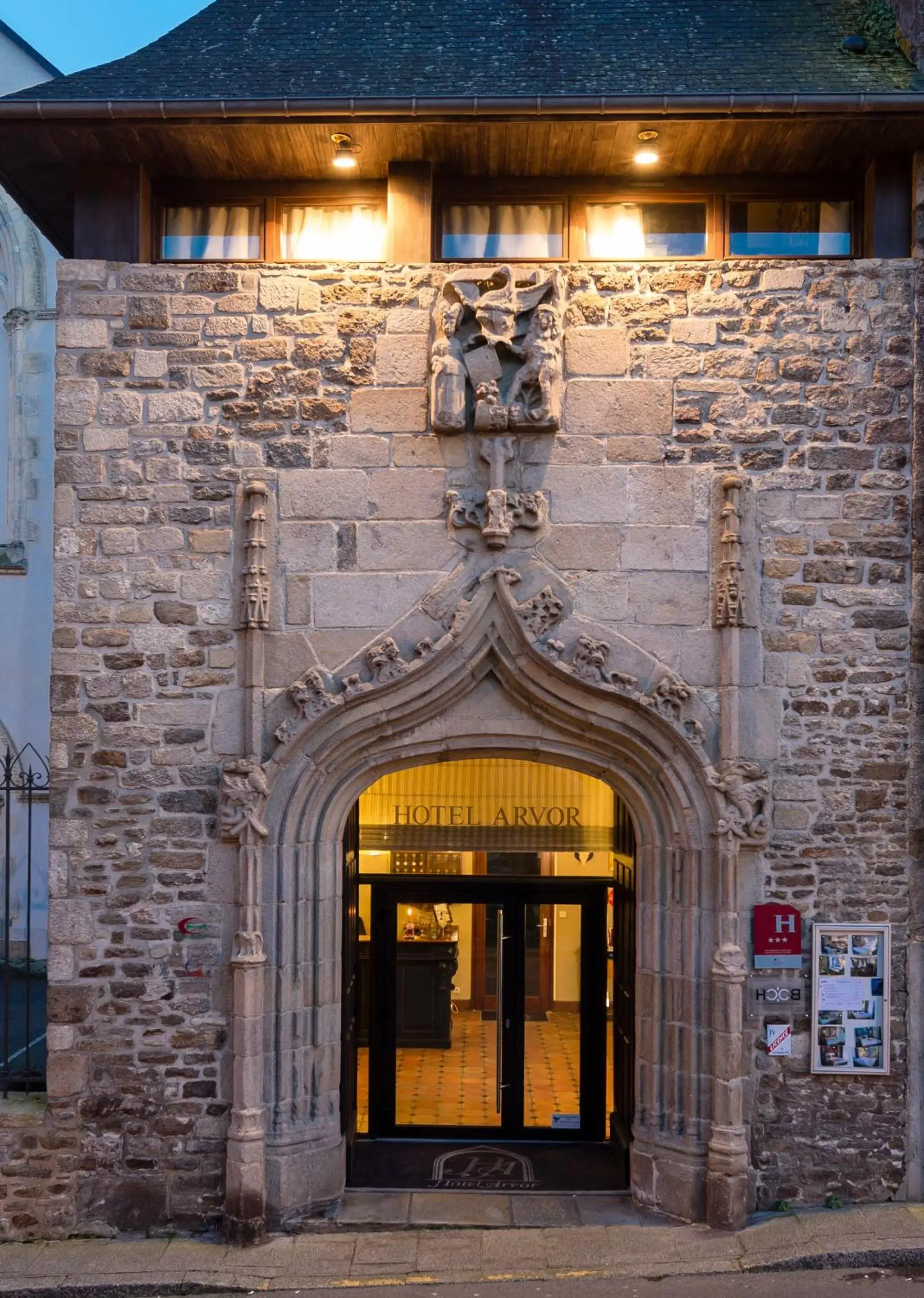 Facade/entrance in Hotel Arvor - O'Lodges by Arvor