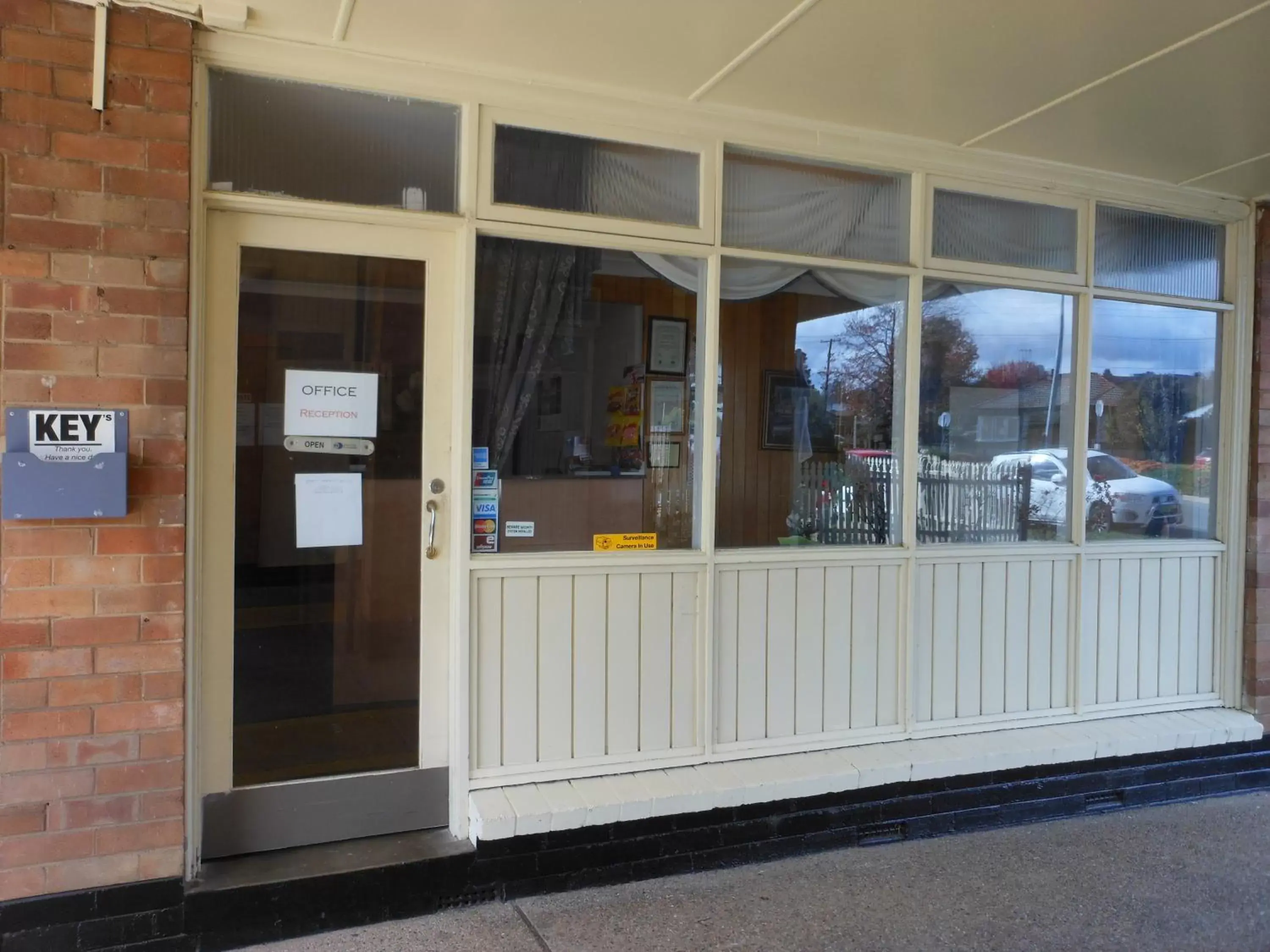 Lobby or reception in Parkway Motel