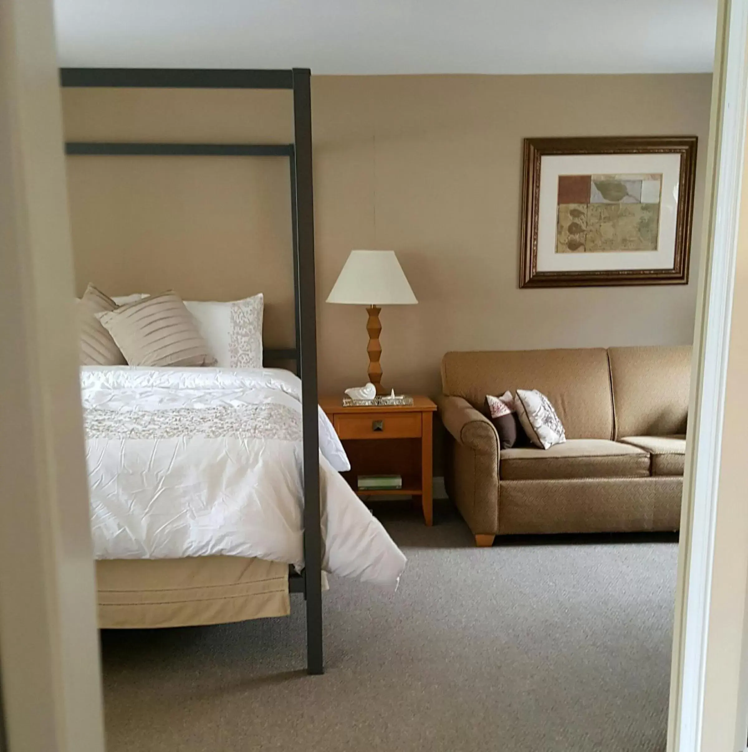 Deluxe Queen Studio in Starlight Lodge Cape Cod Deluxe Queen Studio in Starlight Lodge Cape Cod