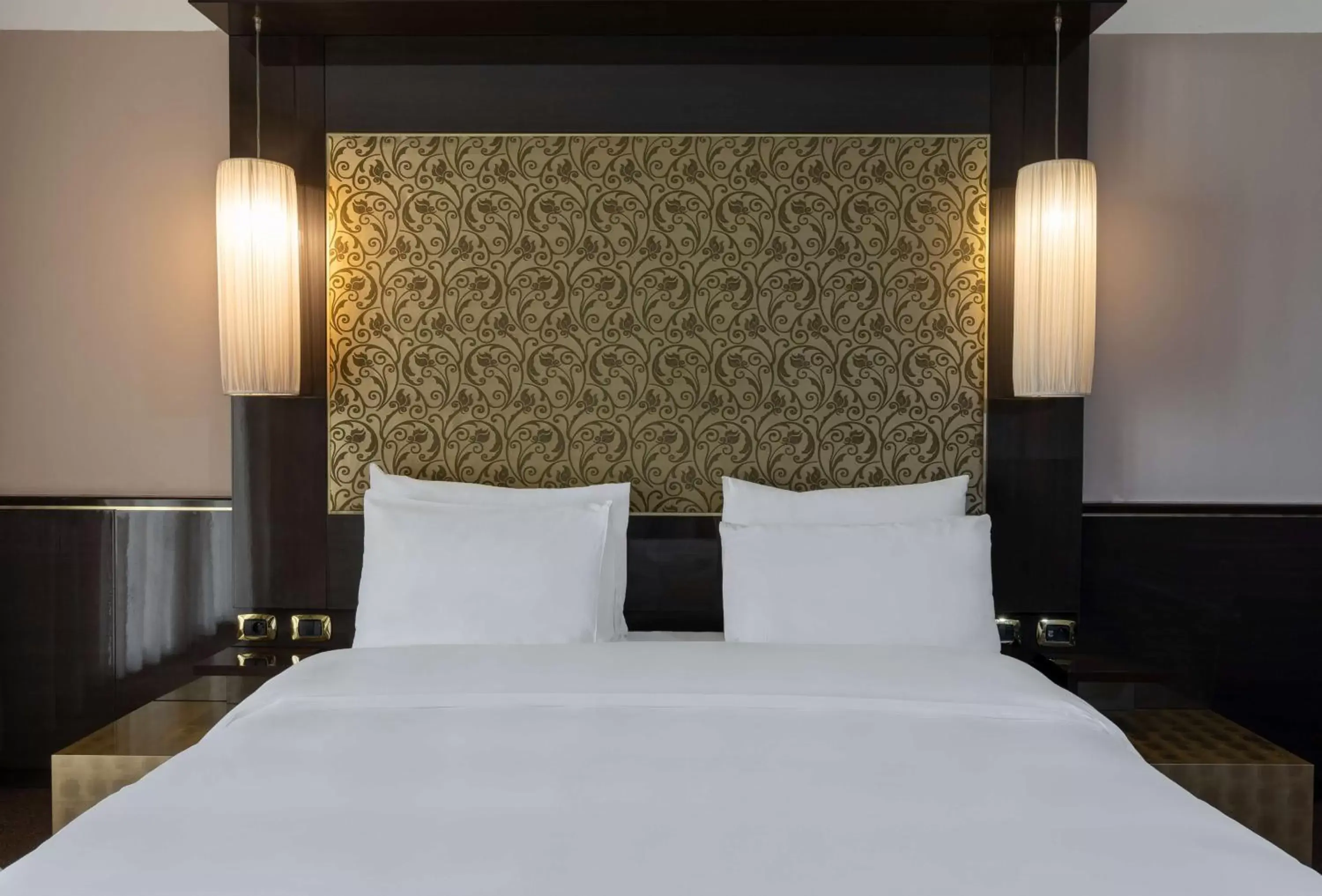 Bed in Radisson Blu Hotel N'Djamena