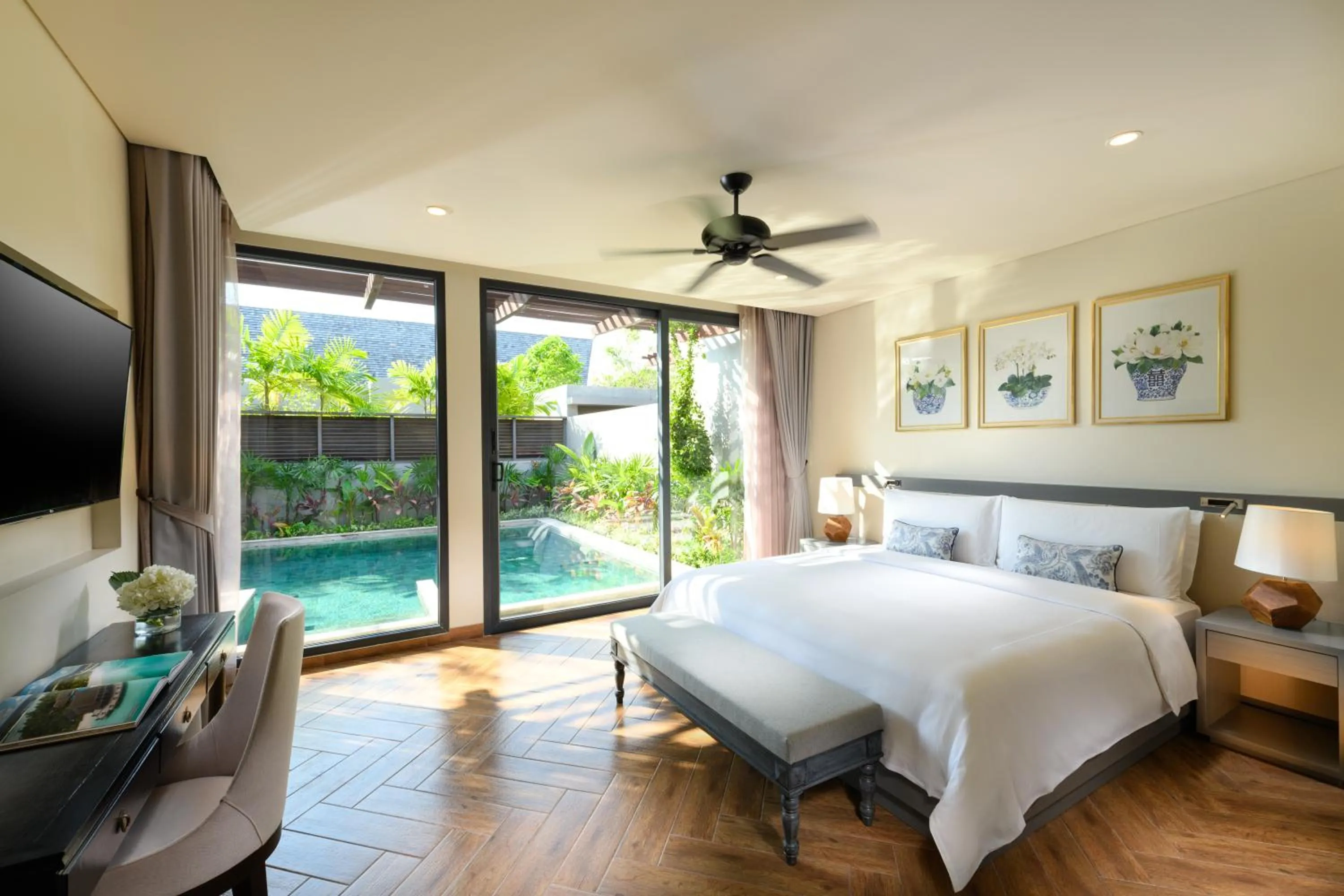 TV and multimedia, Bed in Anantara Vacation Club Mai Khao Phuket