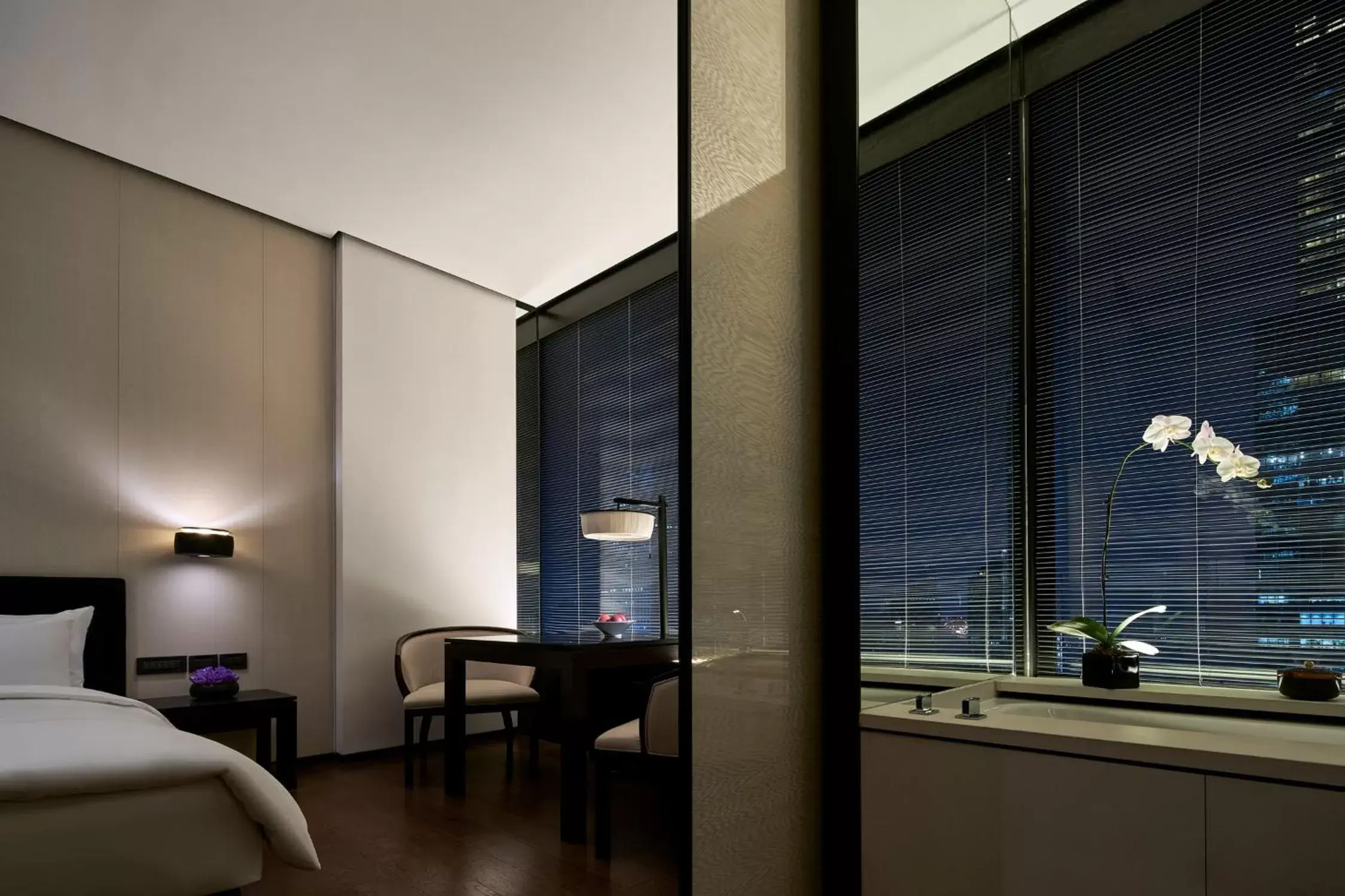 City view, Bed in The PuLi Shanghai City view, Bed in The PuLi Shanghai