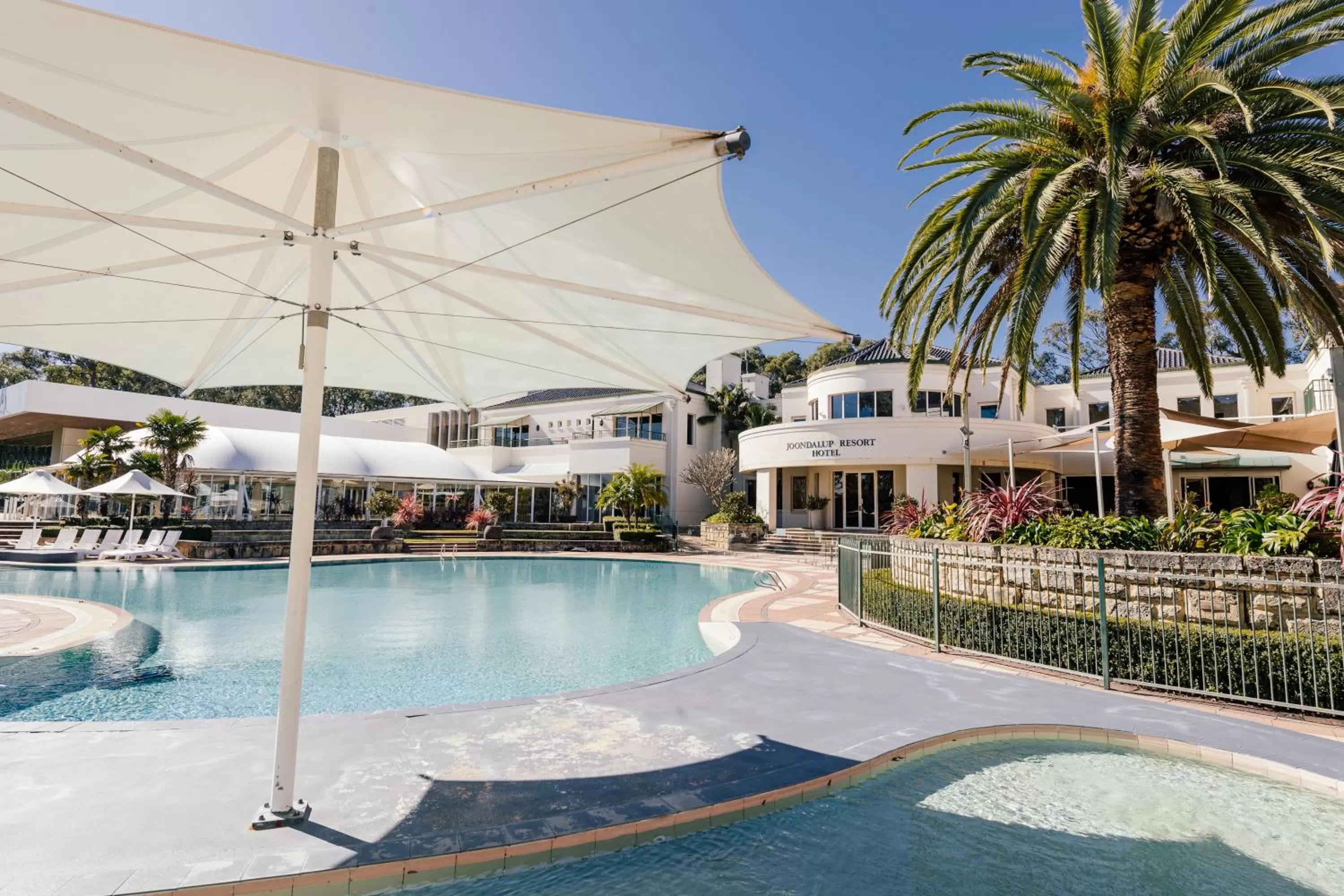 Swimming pool in Joondalup Resort