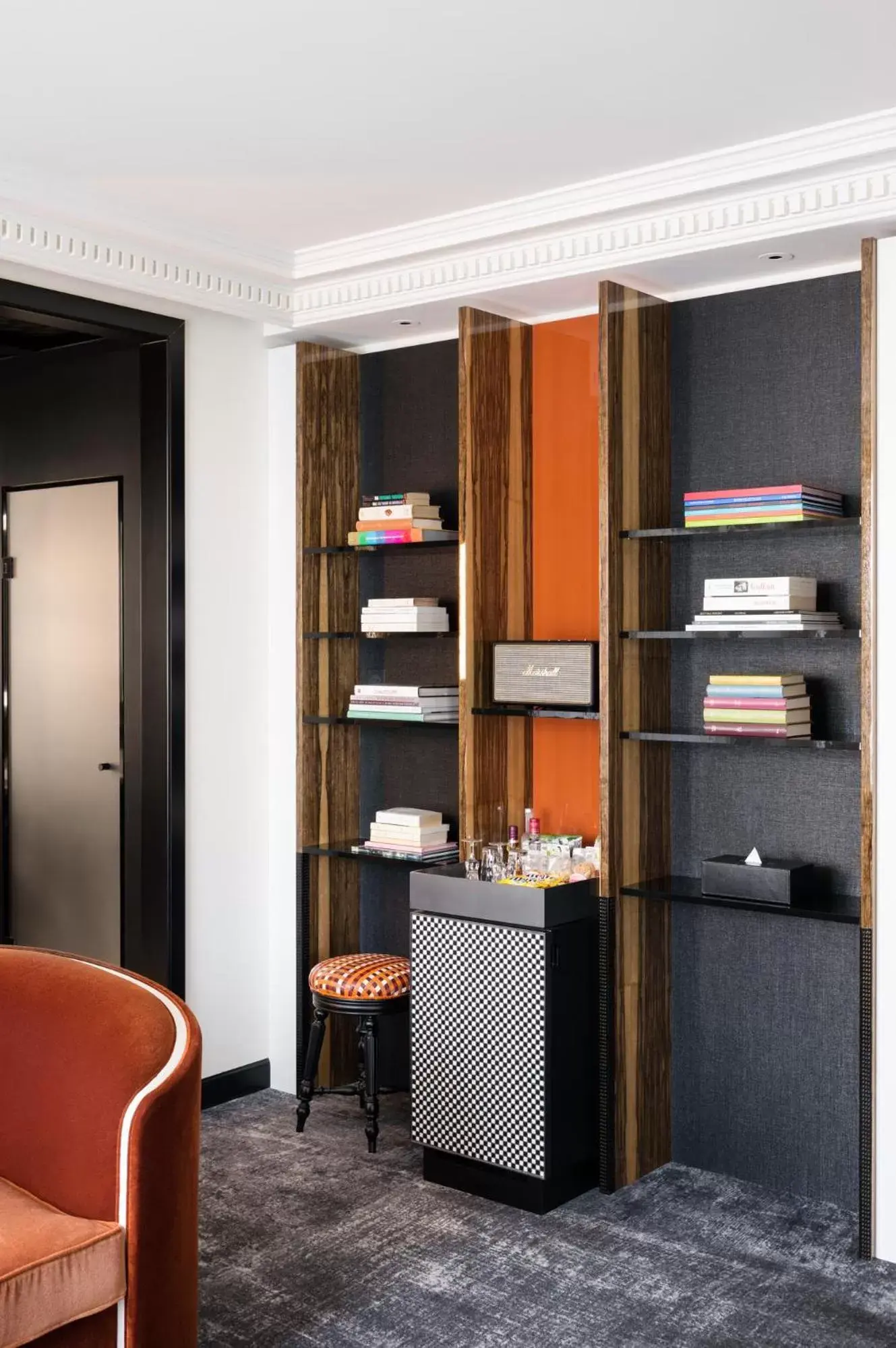 Library in Hotel Les Bains Paris