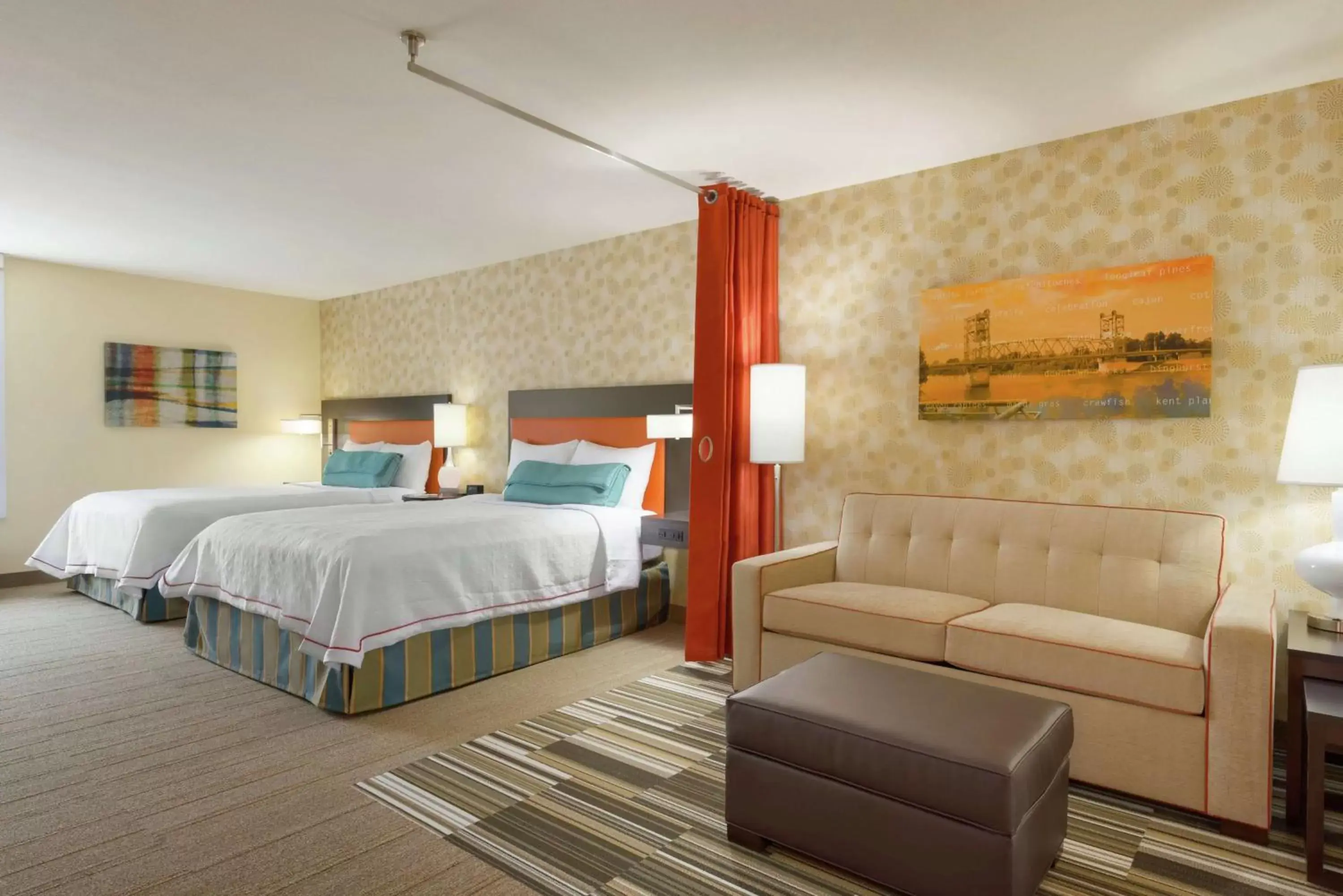 Living room, Bed in Home2 Suites by Hilton Alexandria Living room, Bed in Home2 Suites by Hilton Alexandria