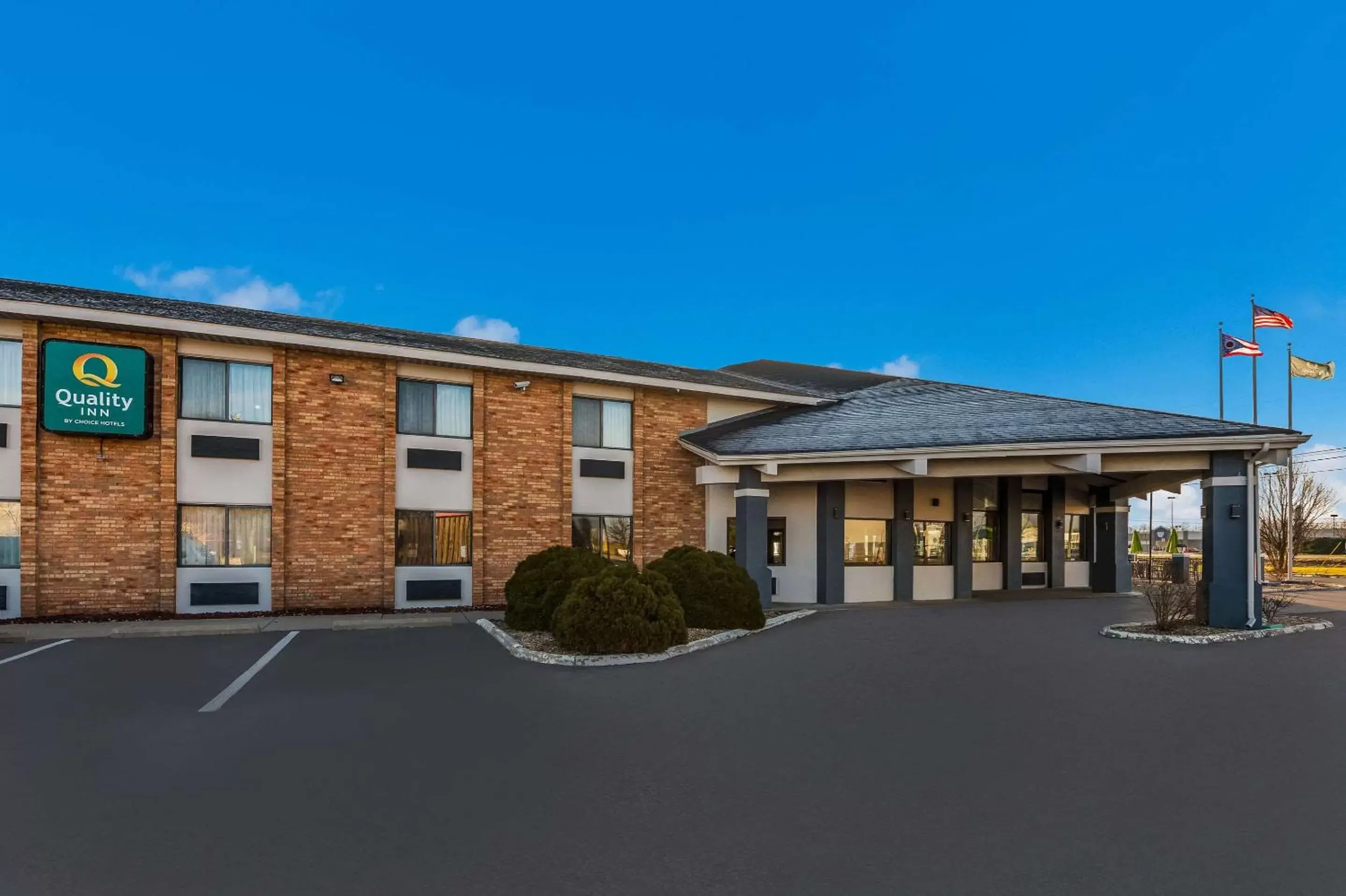 Property Building in Quality Inn Marysville