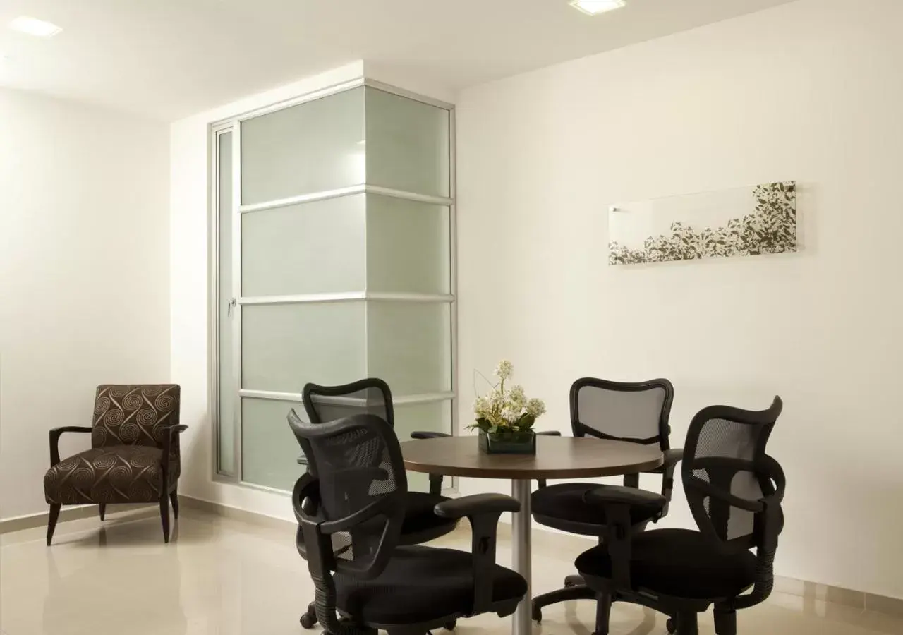 Photo of the whole room in San Simon Hotel Pereira By Soratama Photo of the whole room in San Simon Hotel Pereira By Soratama