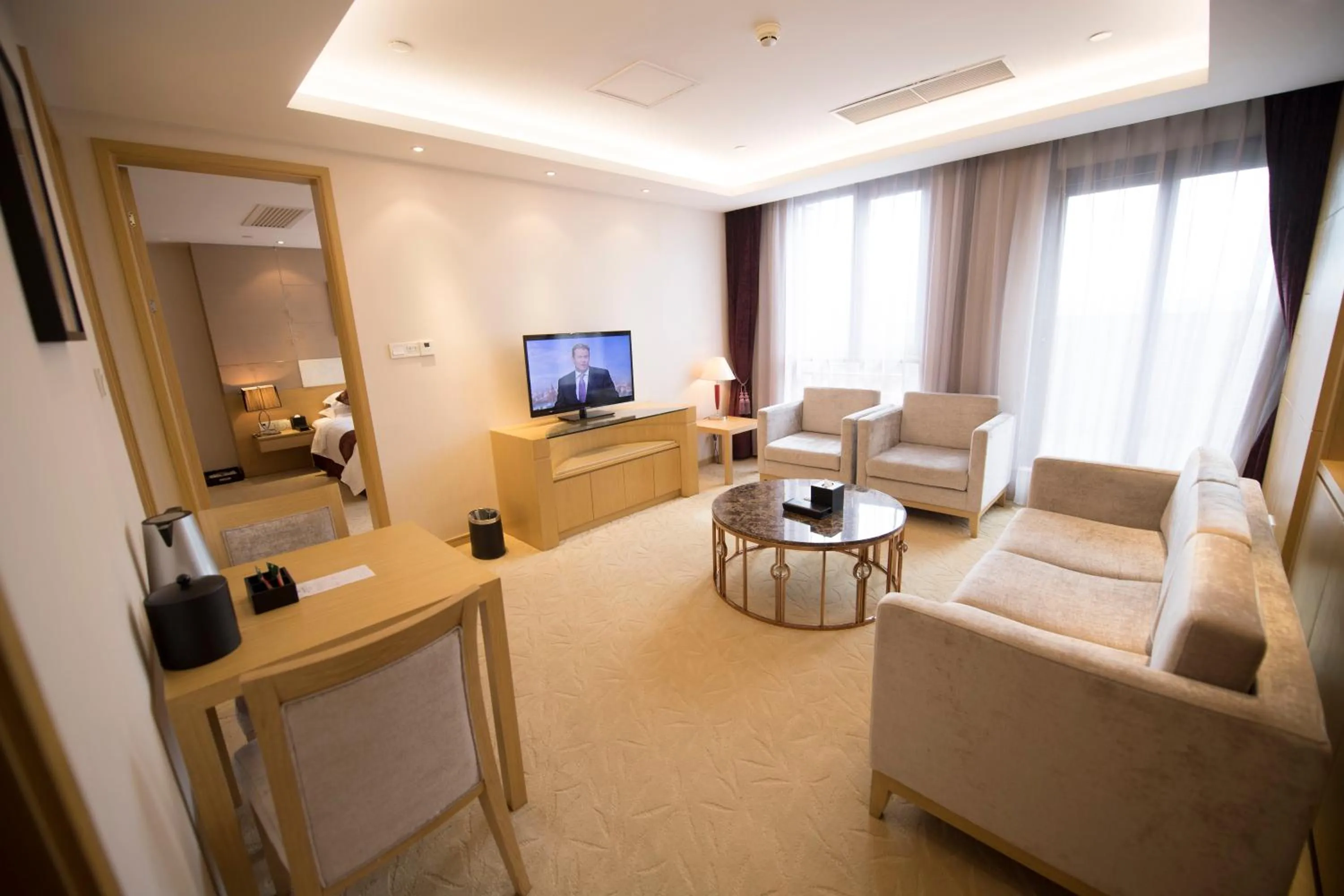 Living room in Suzhou Sun Plaza Hotel