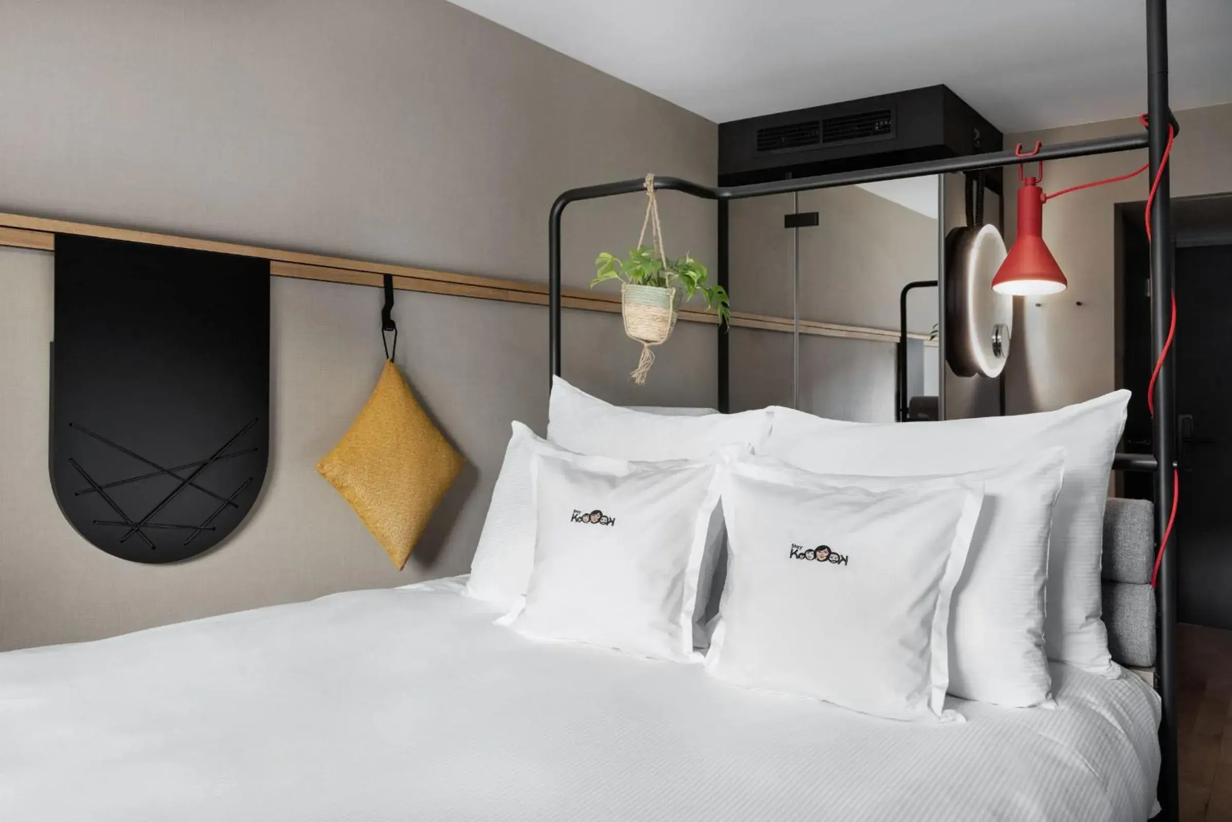 Bed in Stay KooooK Bern City - Online Check In