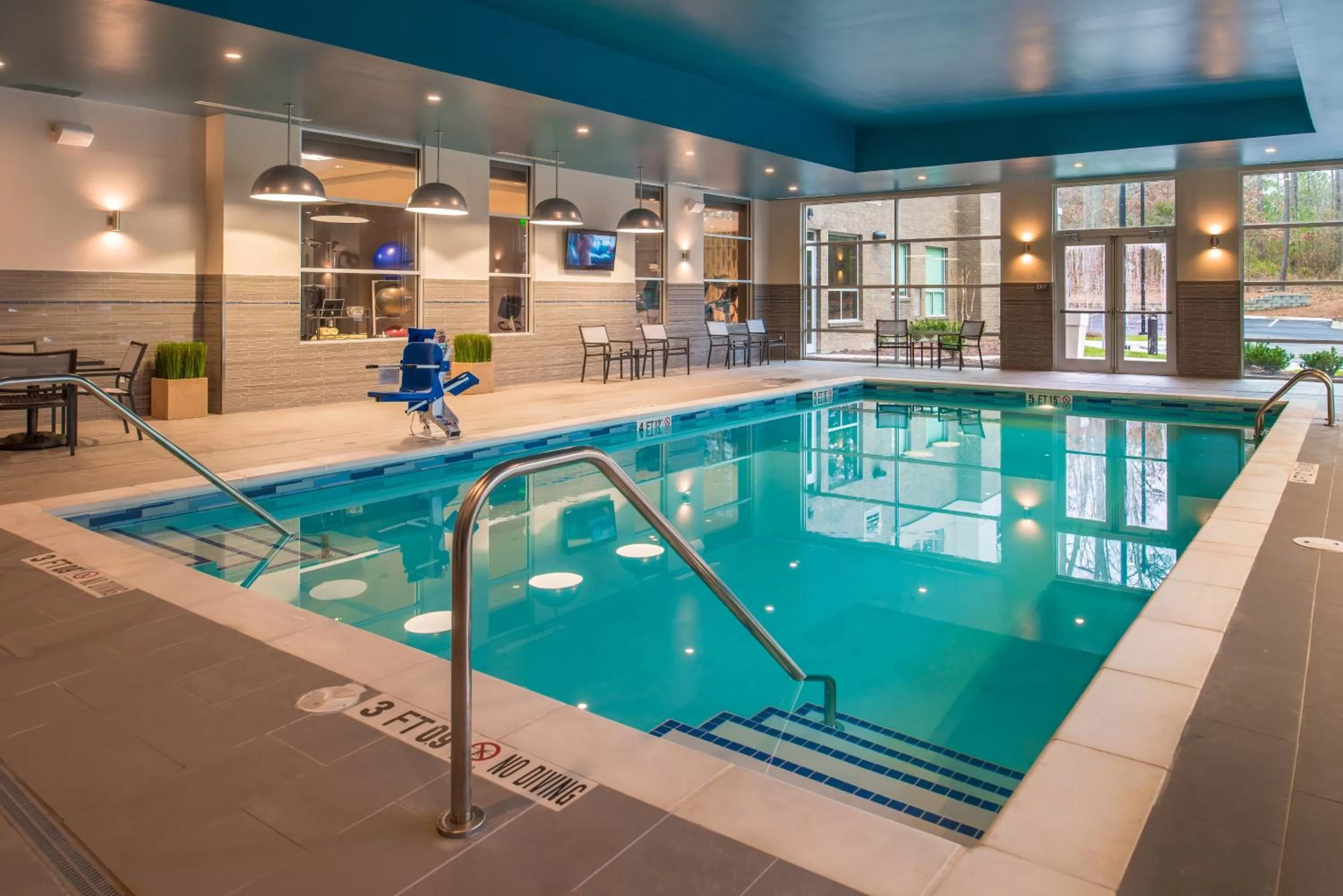 Swimming pool in Hyatt House Raleigh/Rdu/Brier Creek