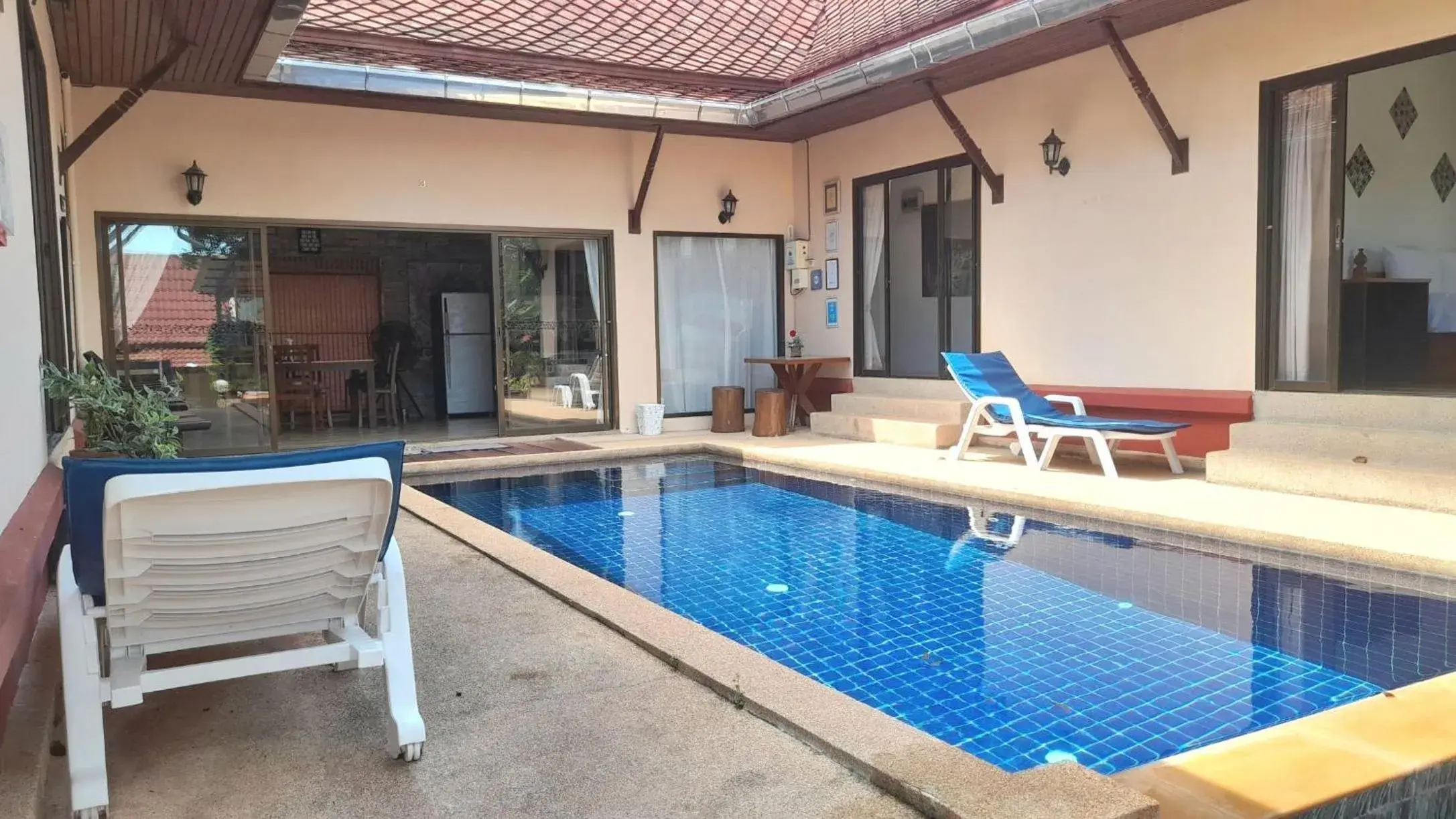 Property building, Swimming Pool in Samui Diving Resort
