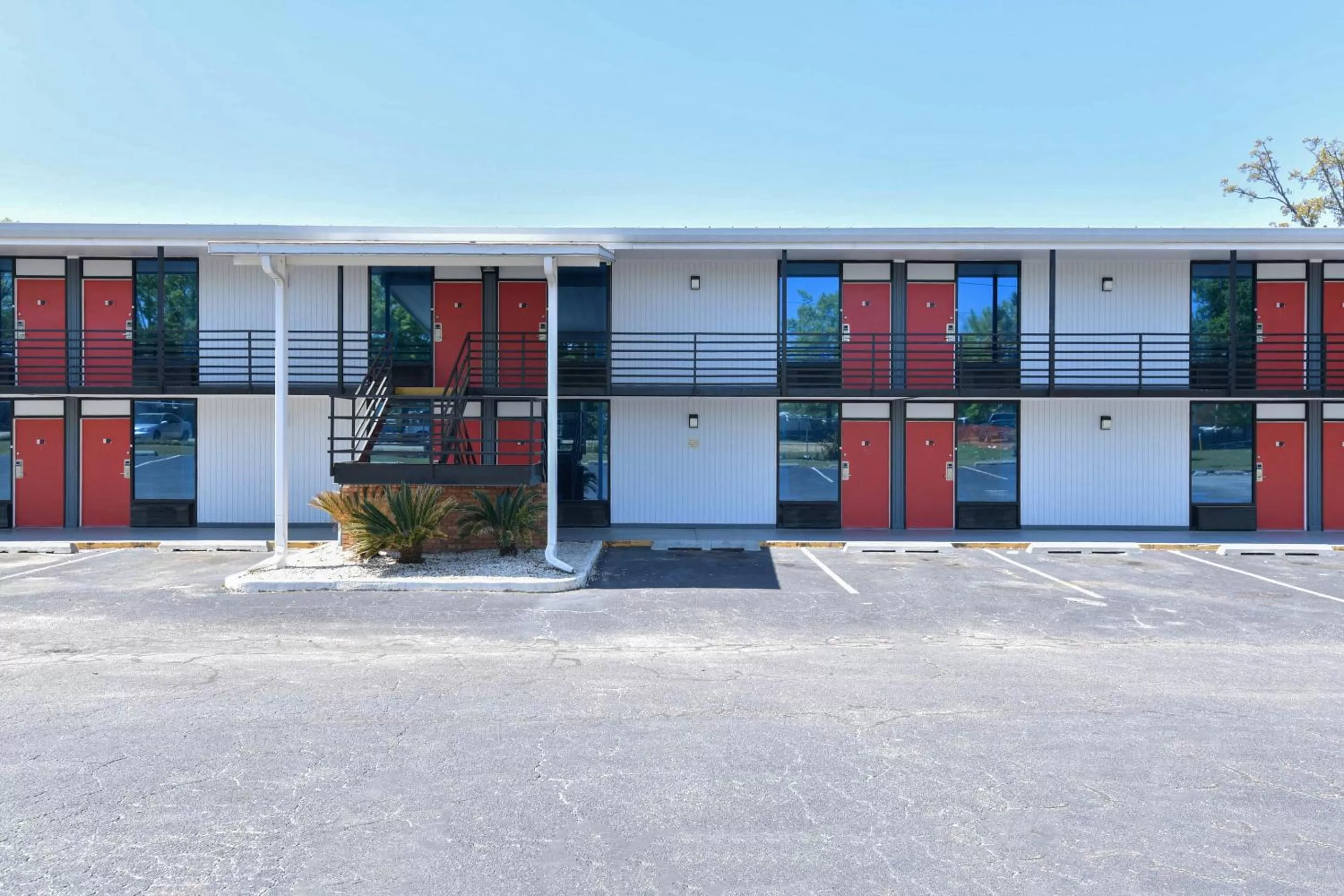 On site in OYO Hotel Valdosta GA I-75