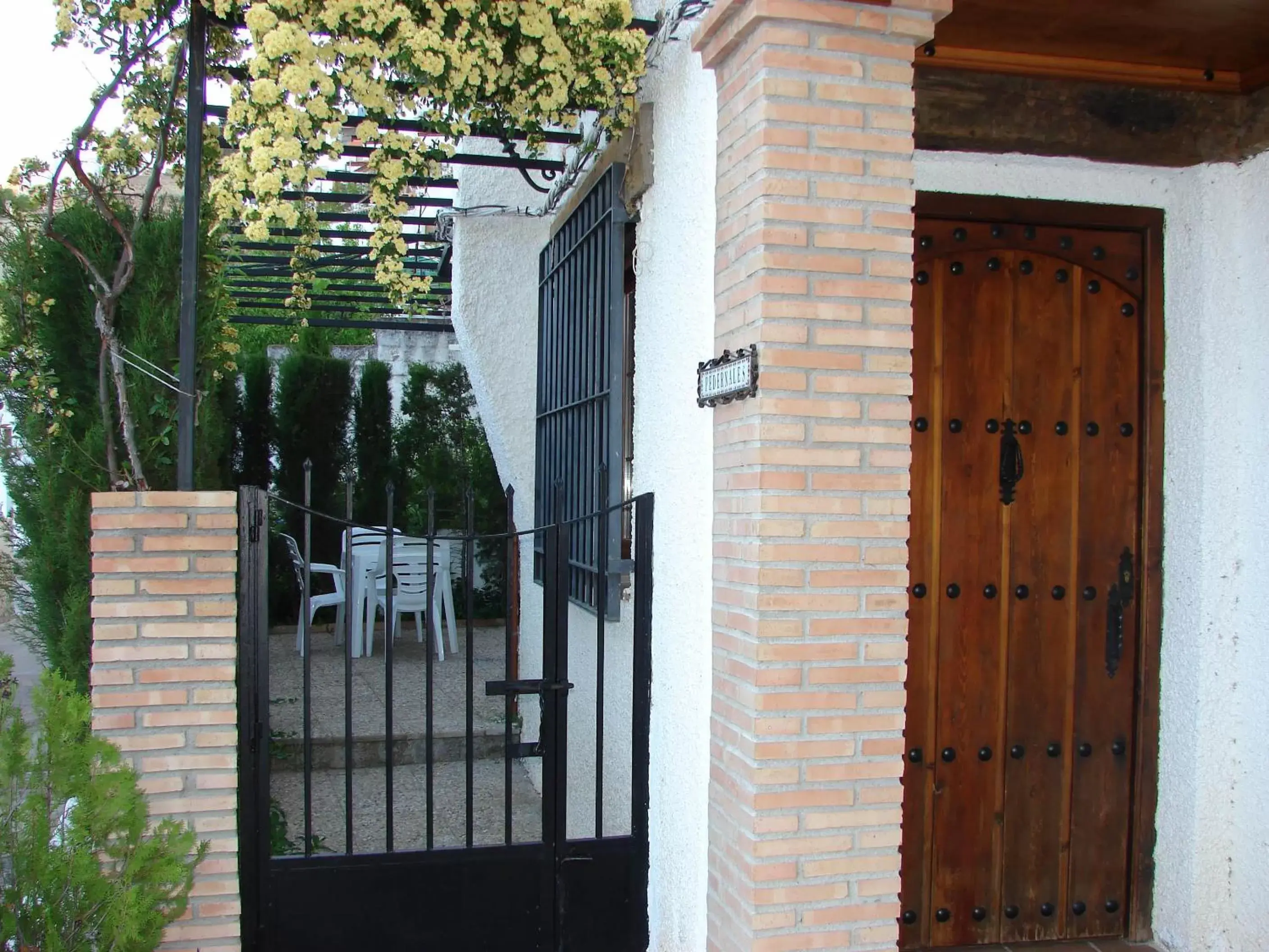 Facade/entrance in Apartamentos Sierra de Segura