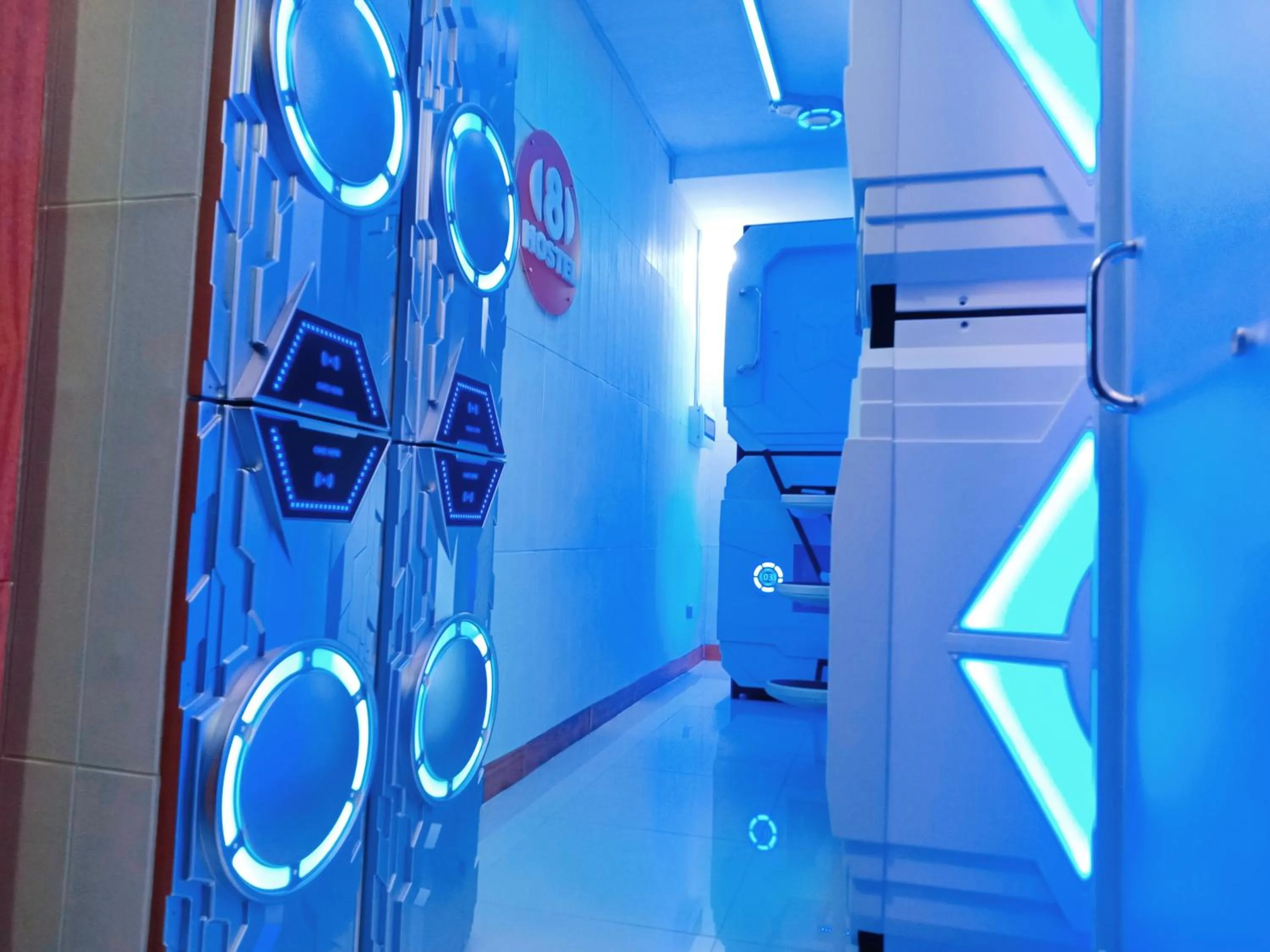 Logo/Certificate/Sign in 8Hostel