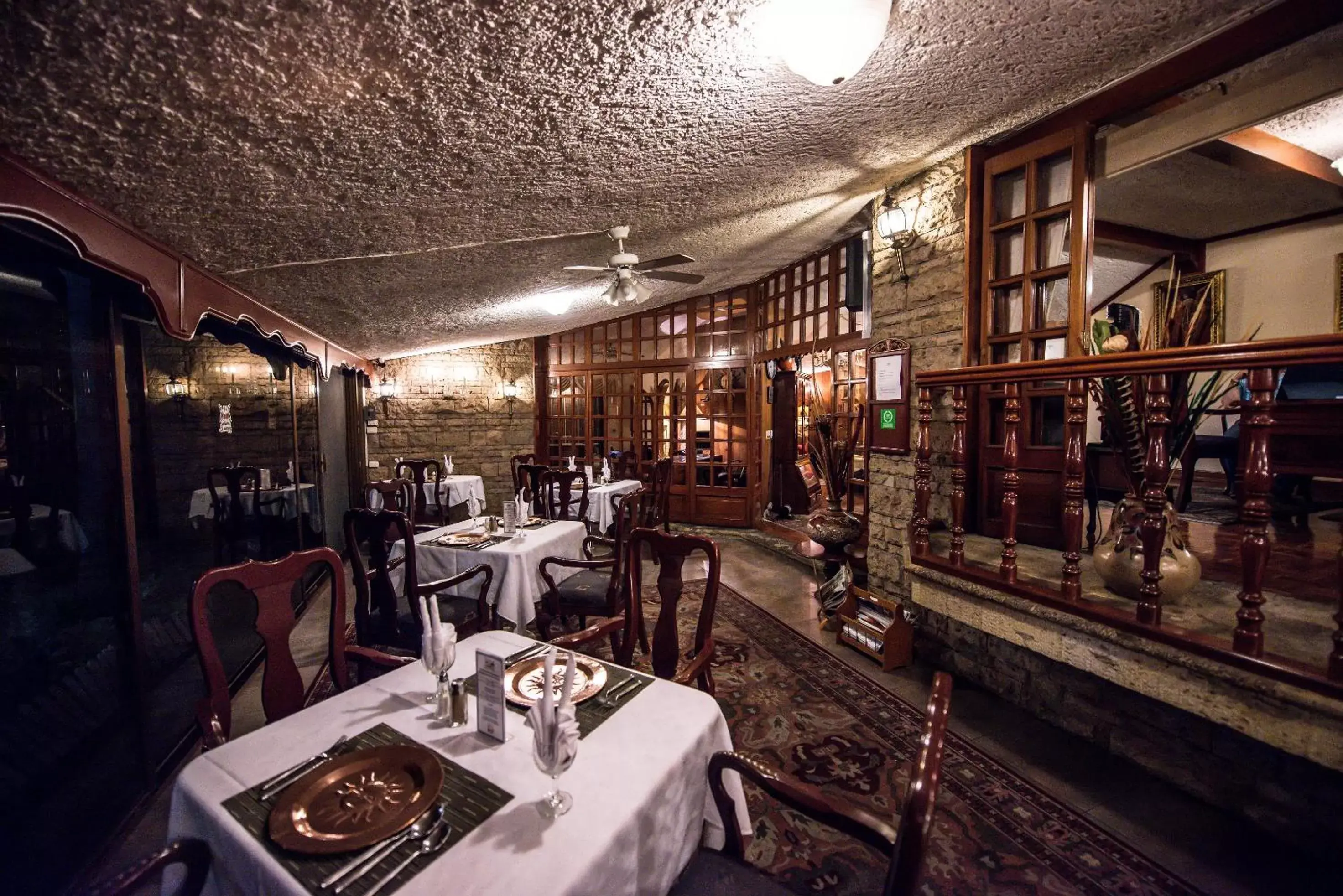 Restaurant/Places to Eat in Hotel La Mansion del Sol