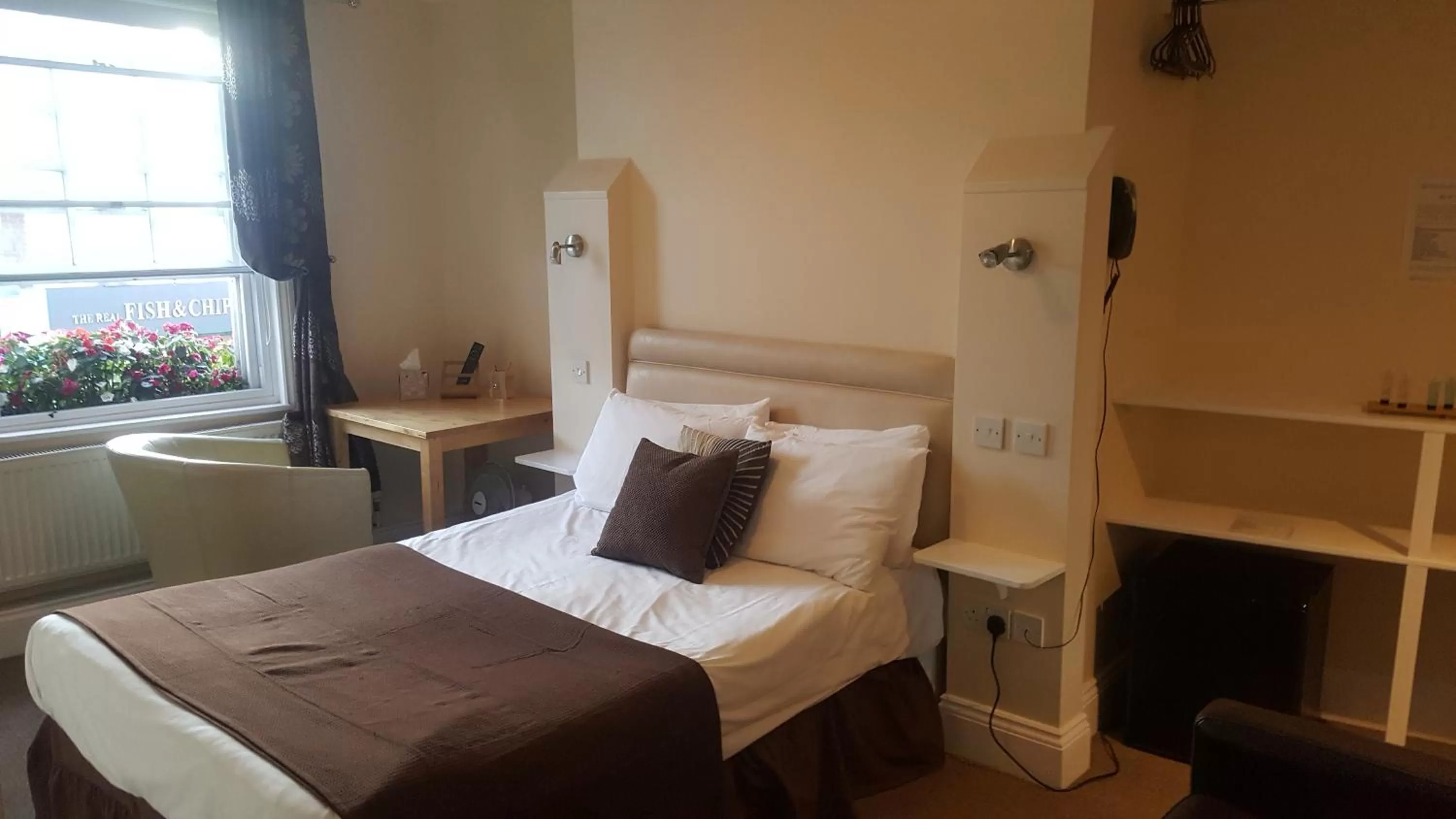 Bedroom, Bed in Beaumond Cross Inn