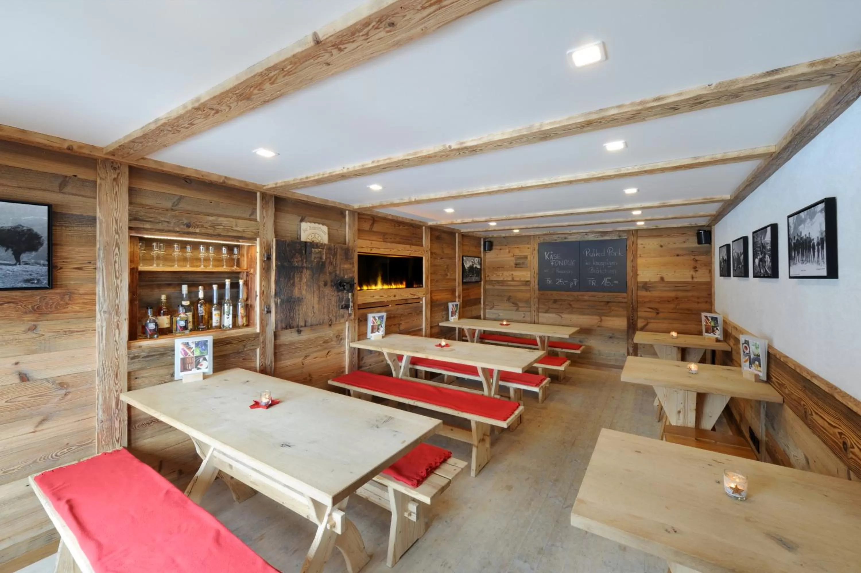 Restaurant/places to eat in Alpinhotel Bort