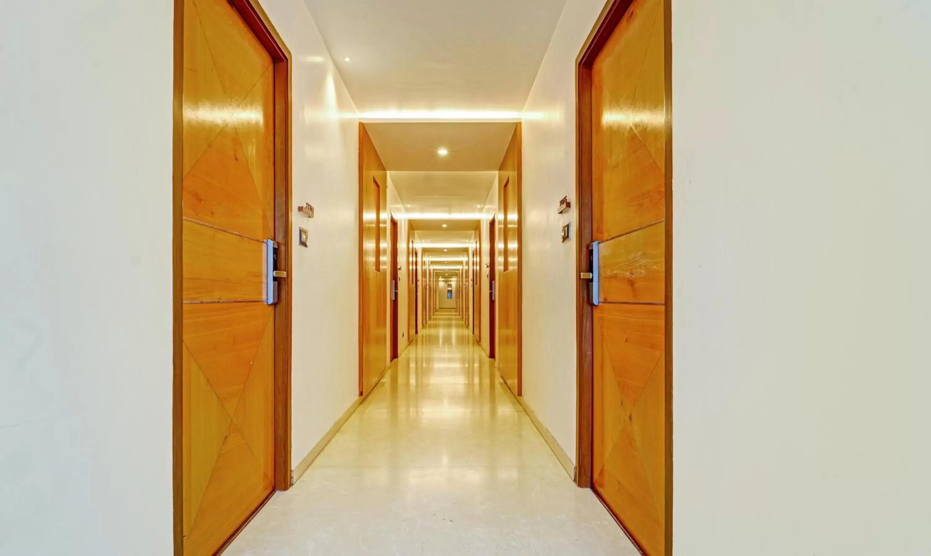Lobby or reception in Treebo Vinayak Inn, 600 Mts From Coimbatore Railway Station Lobby or reception in Treebo Vinayak Inn, 600 Mts From Coimbatore Railway Station