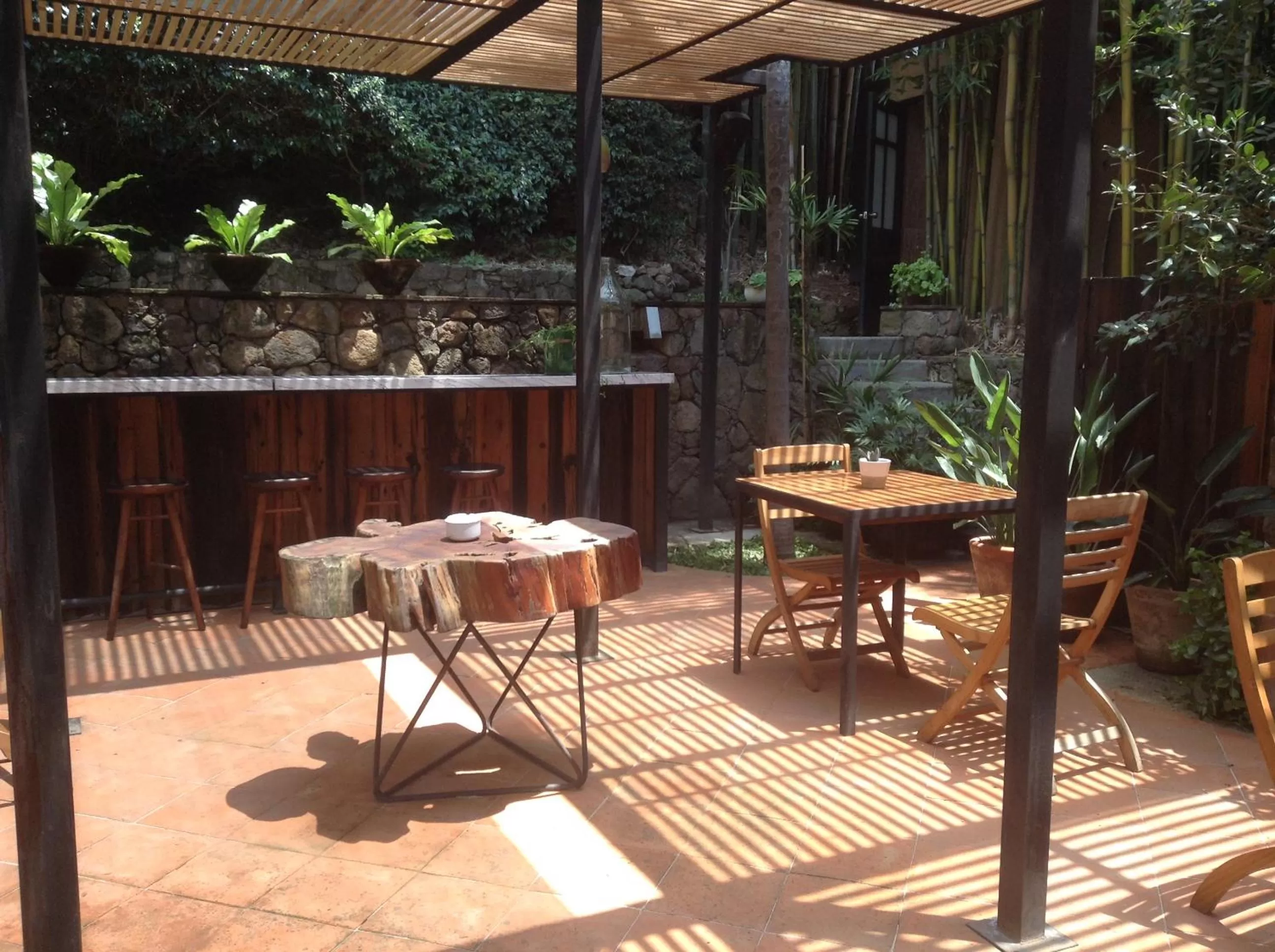 Restaurant/places to eat in Casa Alamillo Hotel Boutique