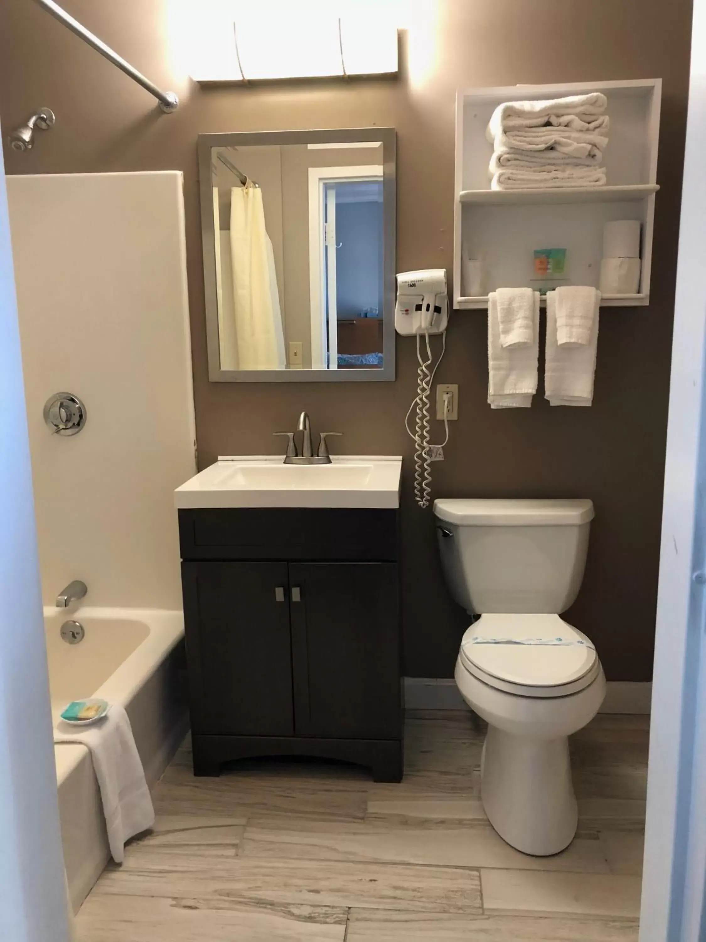 Toilet, Bathroom in The Atlantic House