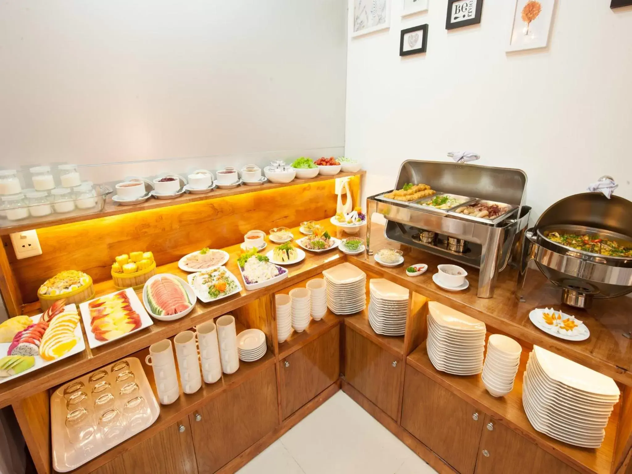 Buffet breakfast, Food in Vilion Boutique Hotel Ben Thanh