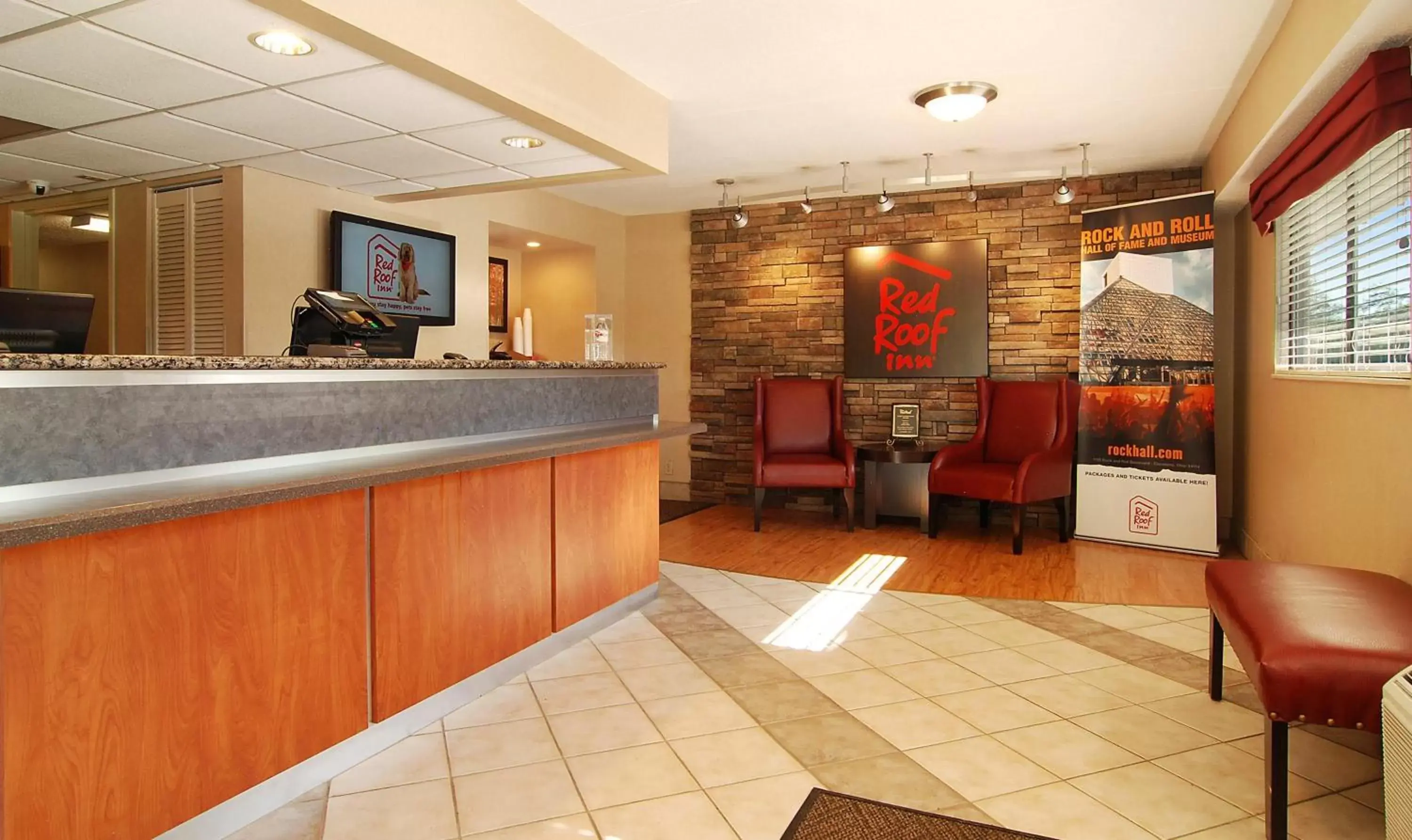 Lobby or reception, Lobby/Reception in Red Roof Inn Cleveland - Westlake