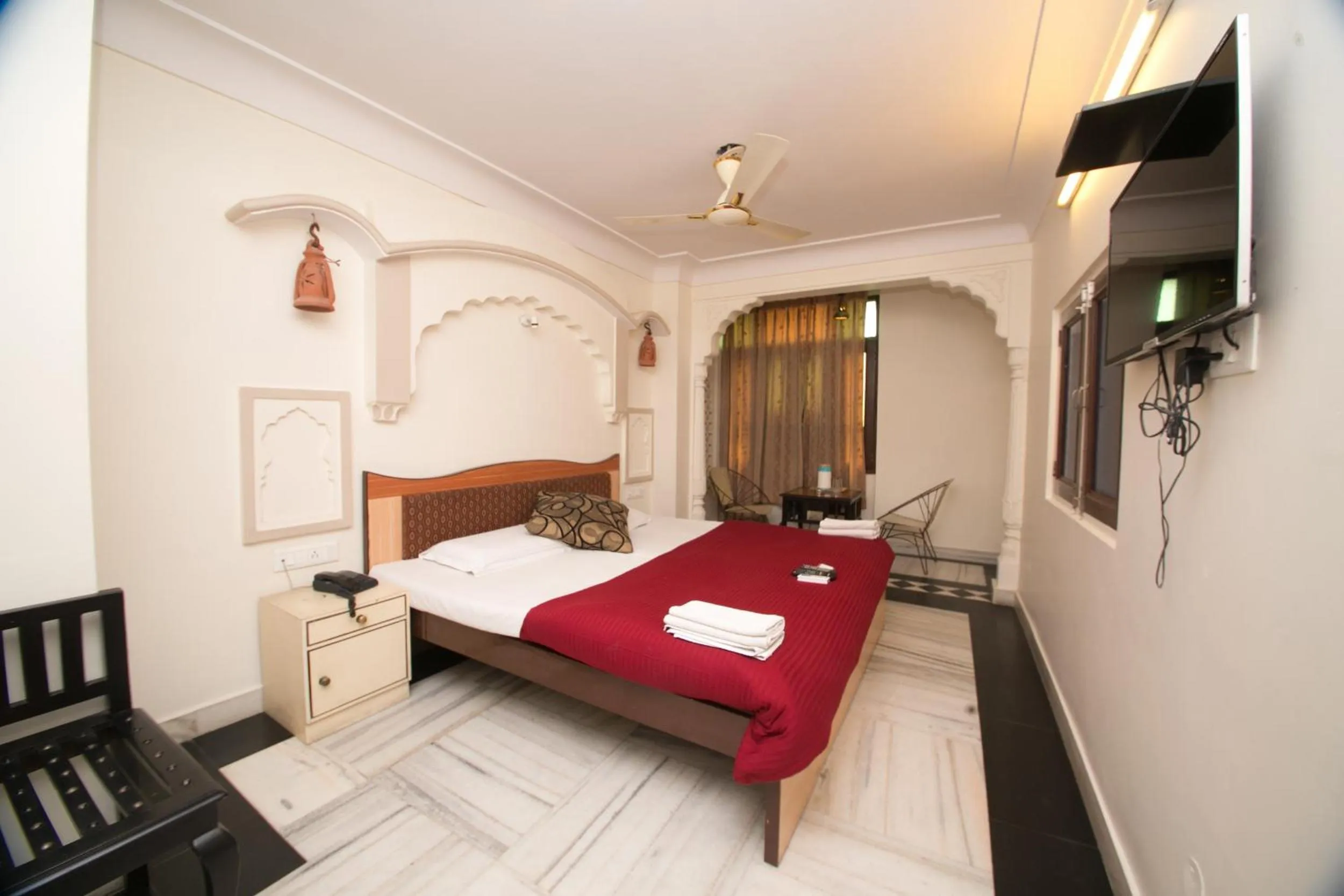 Photo of the whole room, Bed in Hotel Kalyan