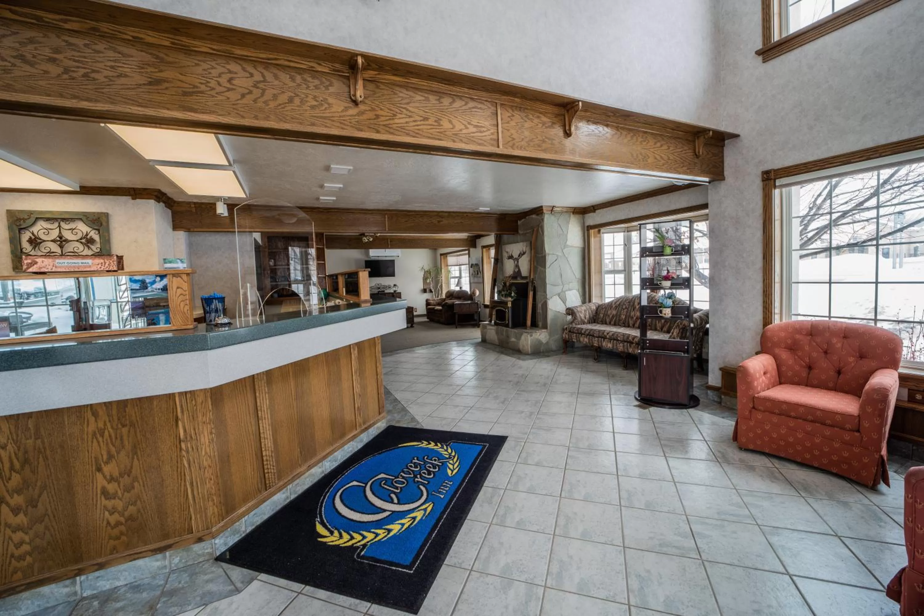 Lobby or reception in Clover Creek Inn