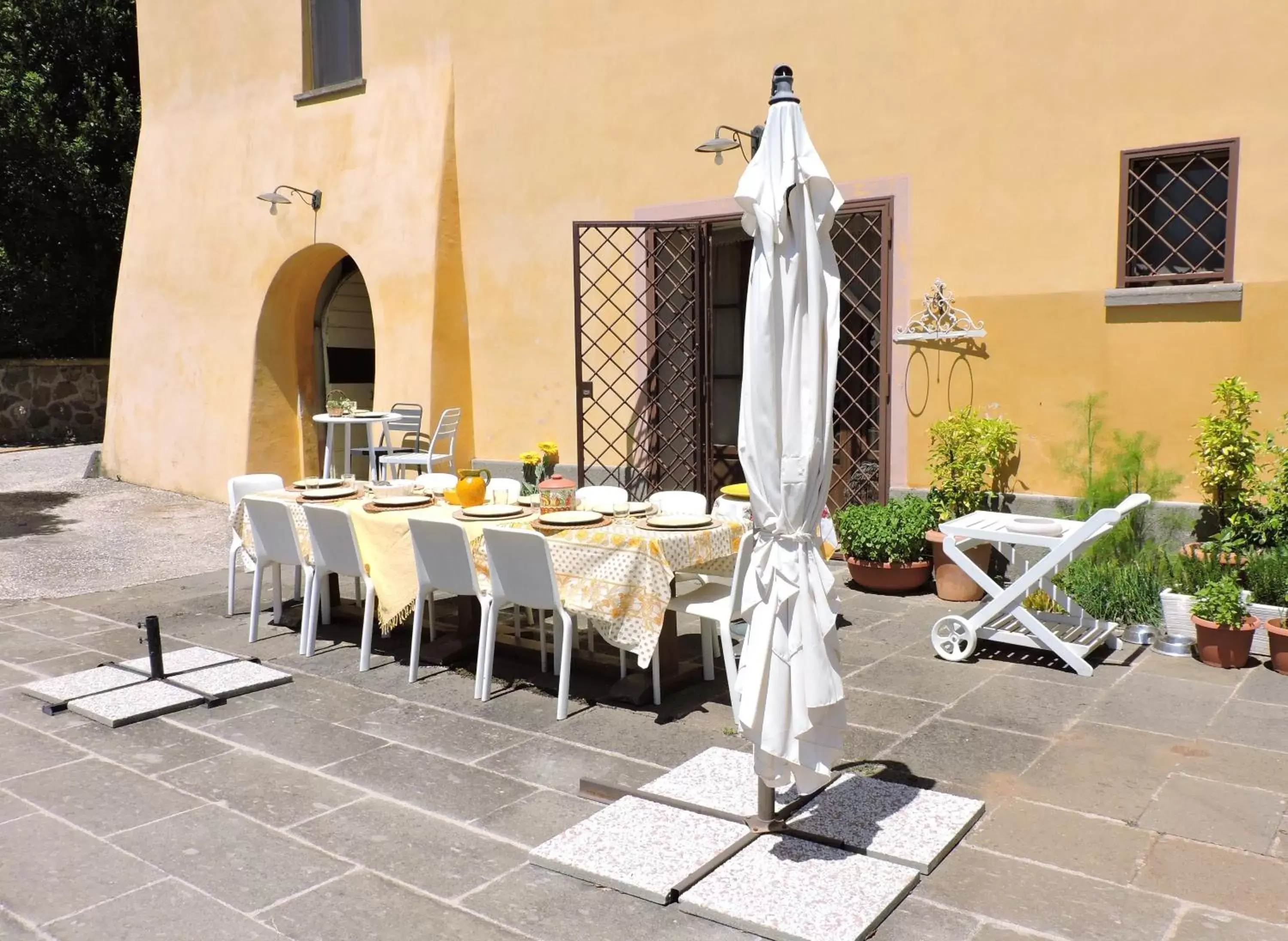 Patio, Restaurant/Places to Eat in Casale Fedele Family Village Vicino al Borgo