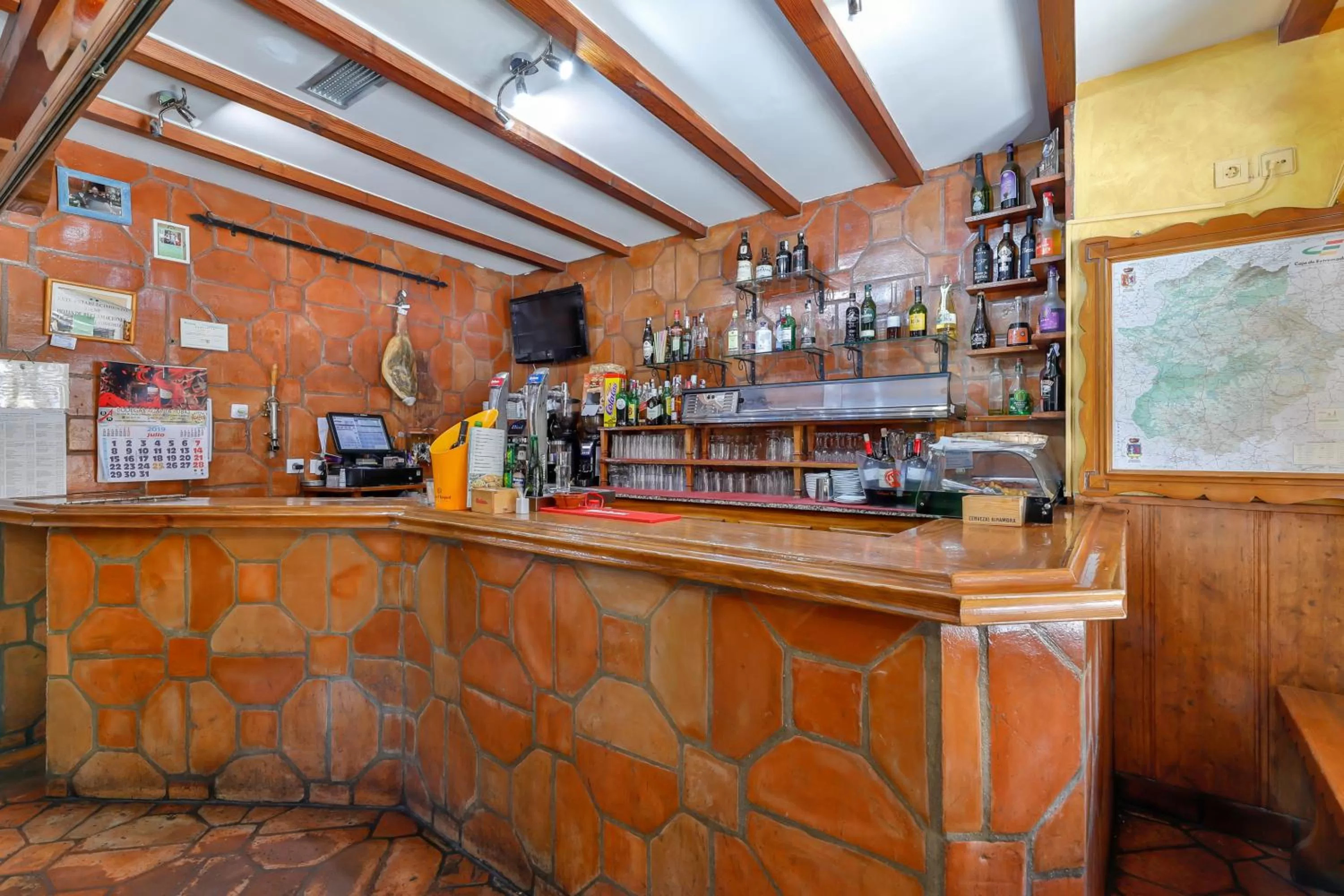 Lounge or bar in Hostal Alfonso XI