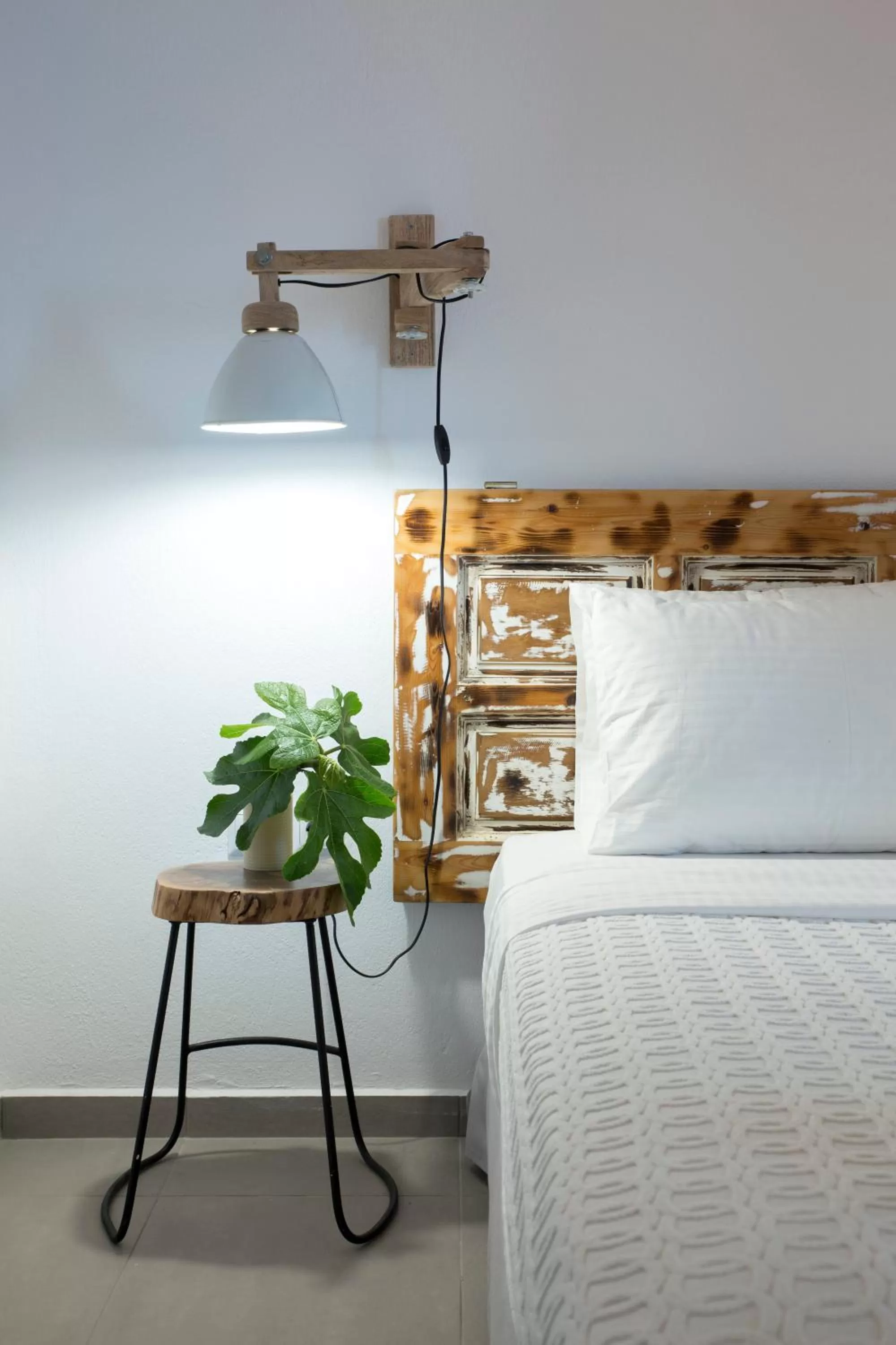 Bed in Amperian Mykonos Suites & Villas