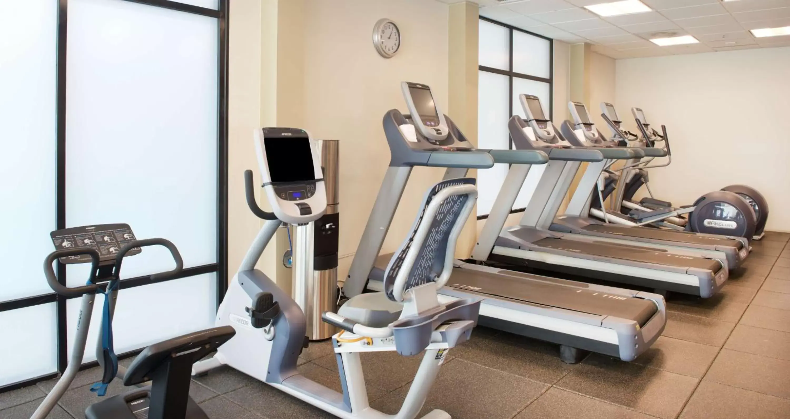 Fitness centre/facilities, Fitness Center/Facilities in Embassy Suites by Hilton Seattle North Lynnwood