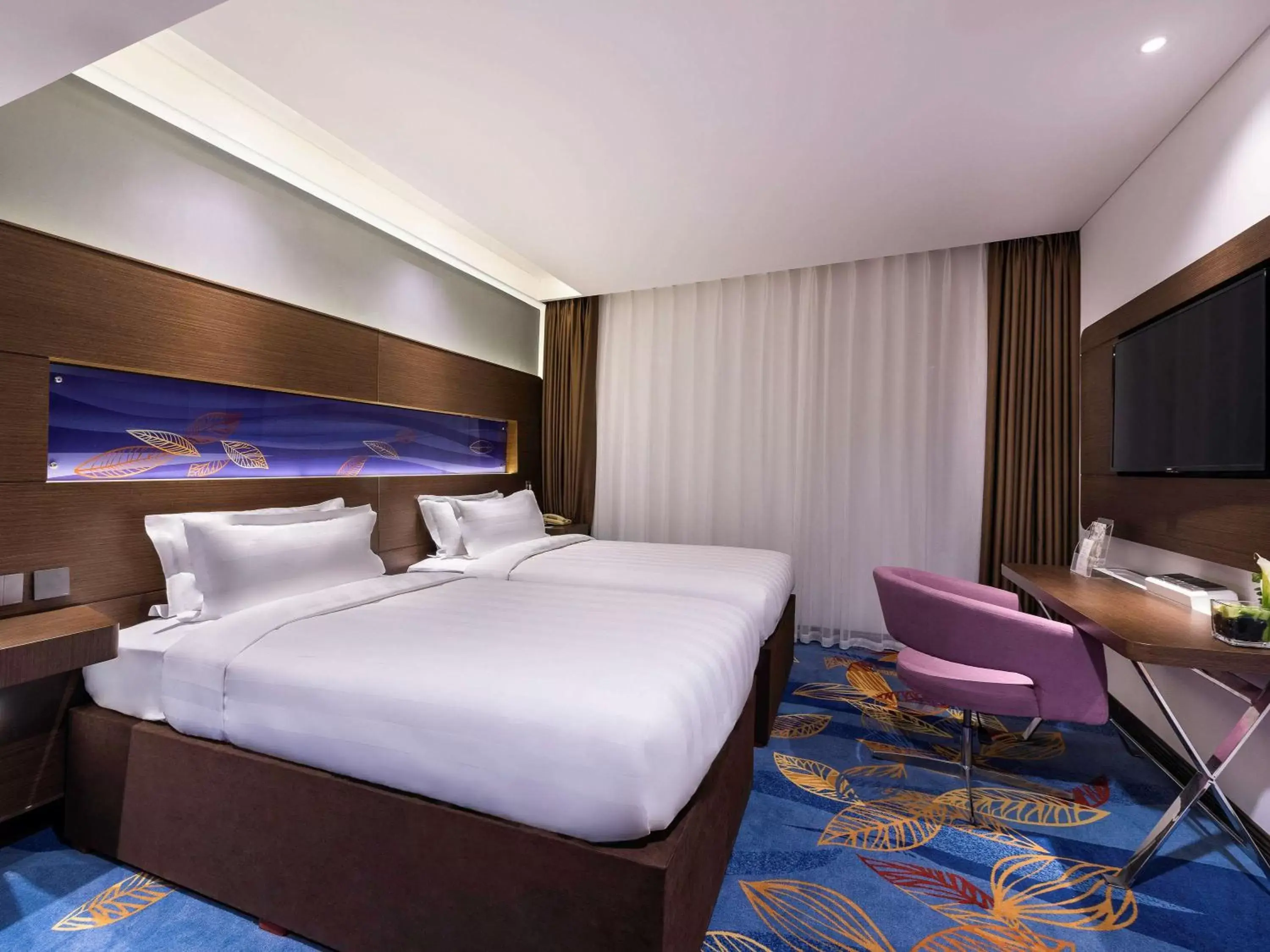 Photo of the whole room, Bed in Novotel Beijing Peace