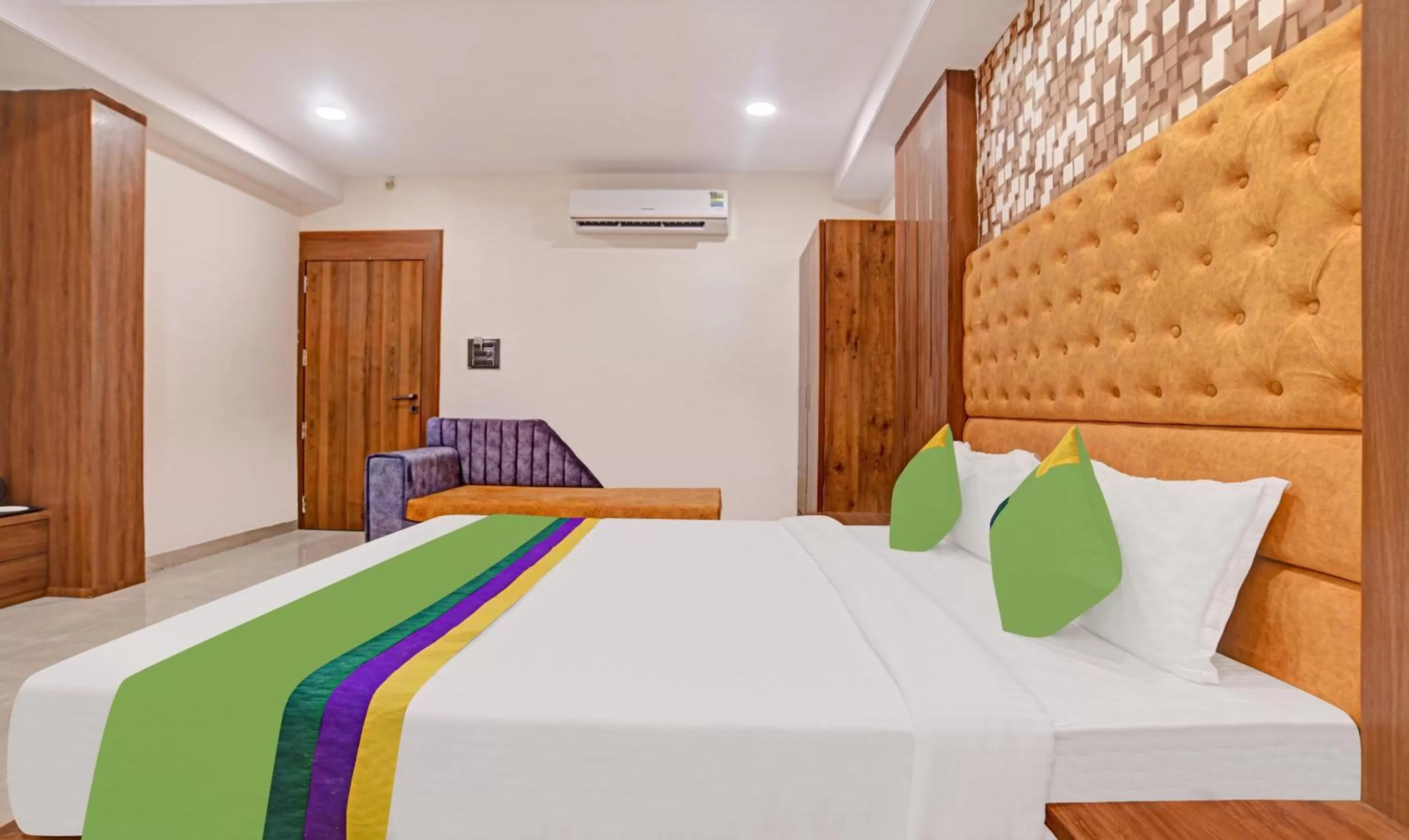 Bedroom, Bed in Treebo Merit