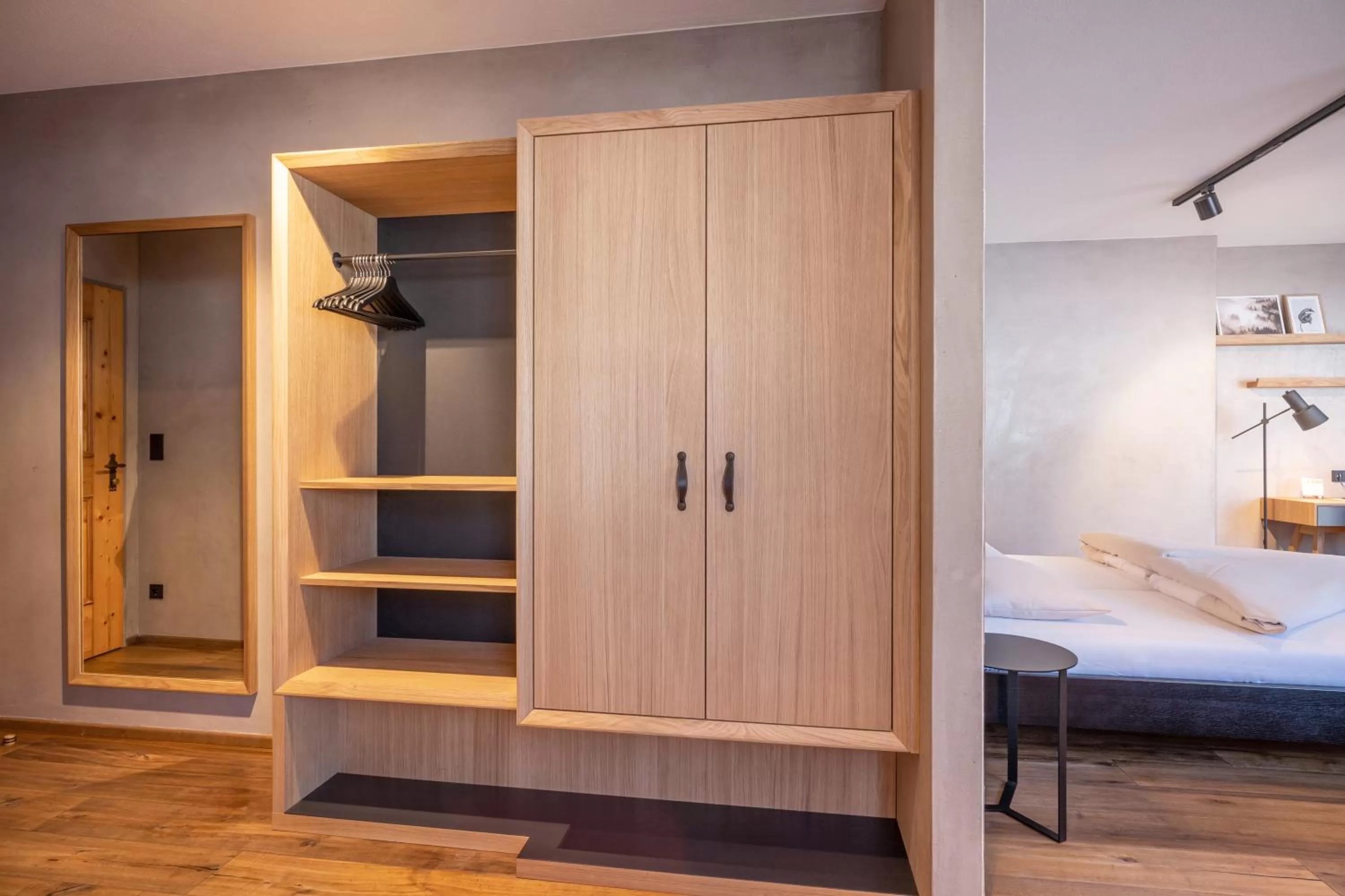 wardrobe, Bed in Familienparadies Sporthotel Achensee - FAMILIES ONLY