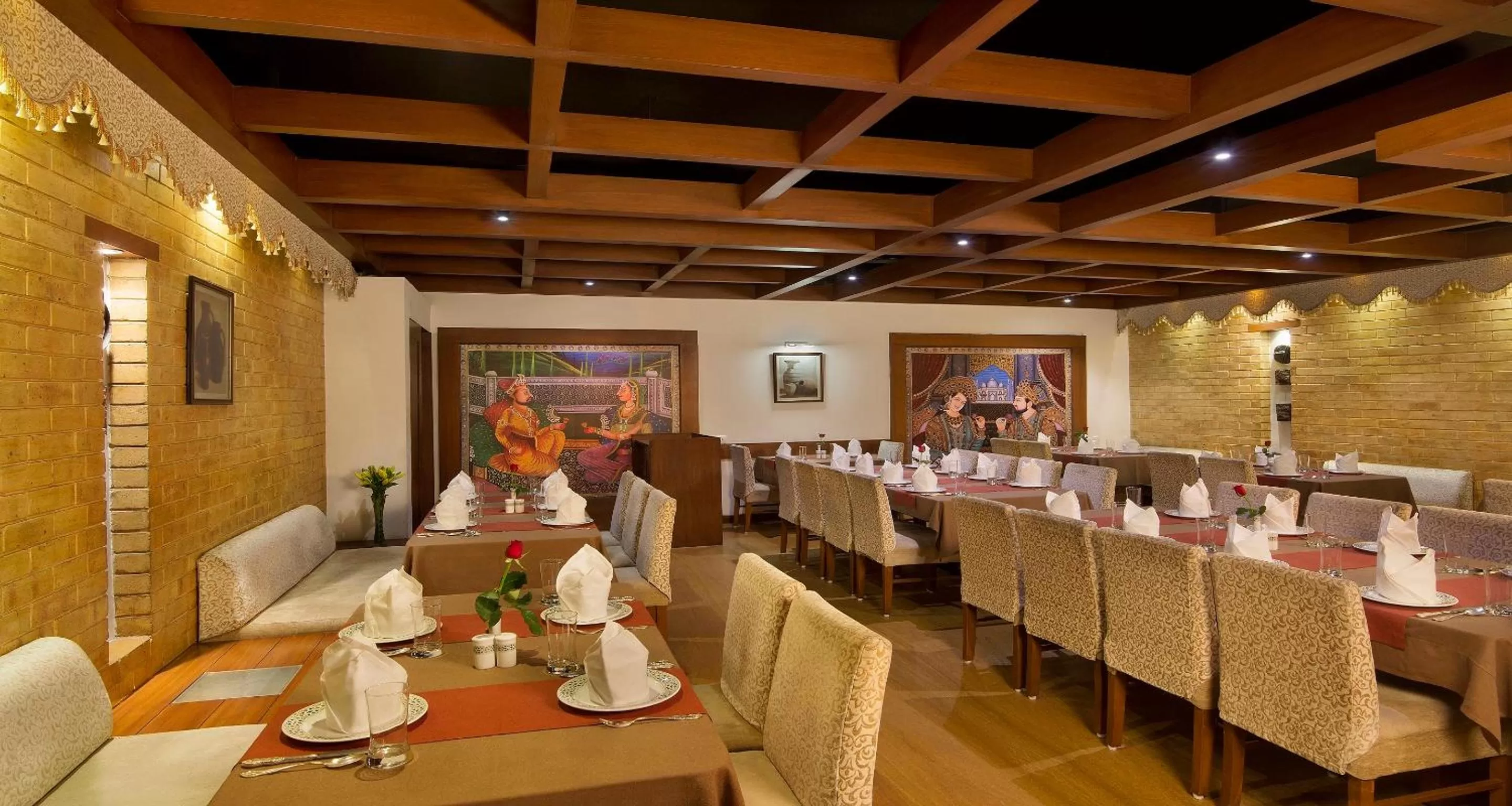 Restaurant/places to eat in Sayaji Indore