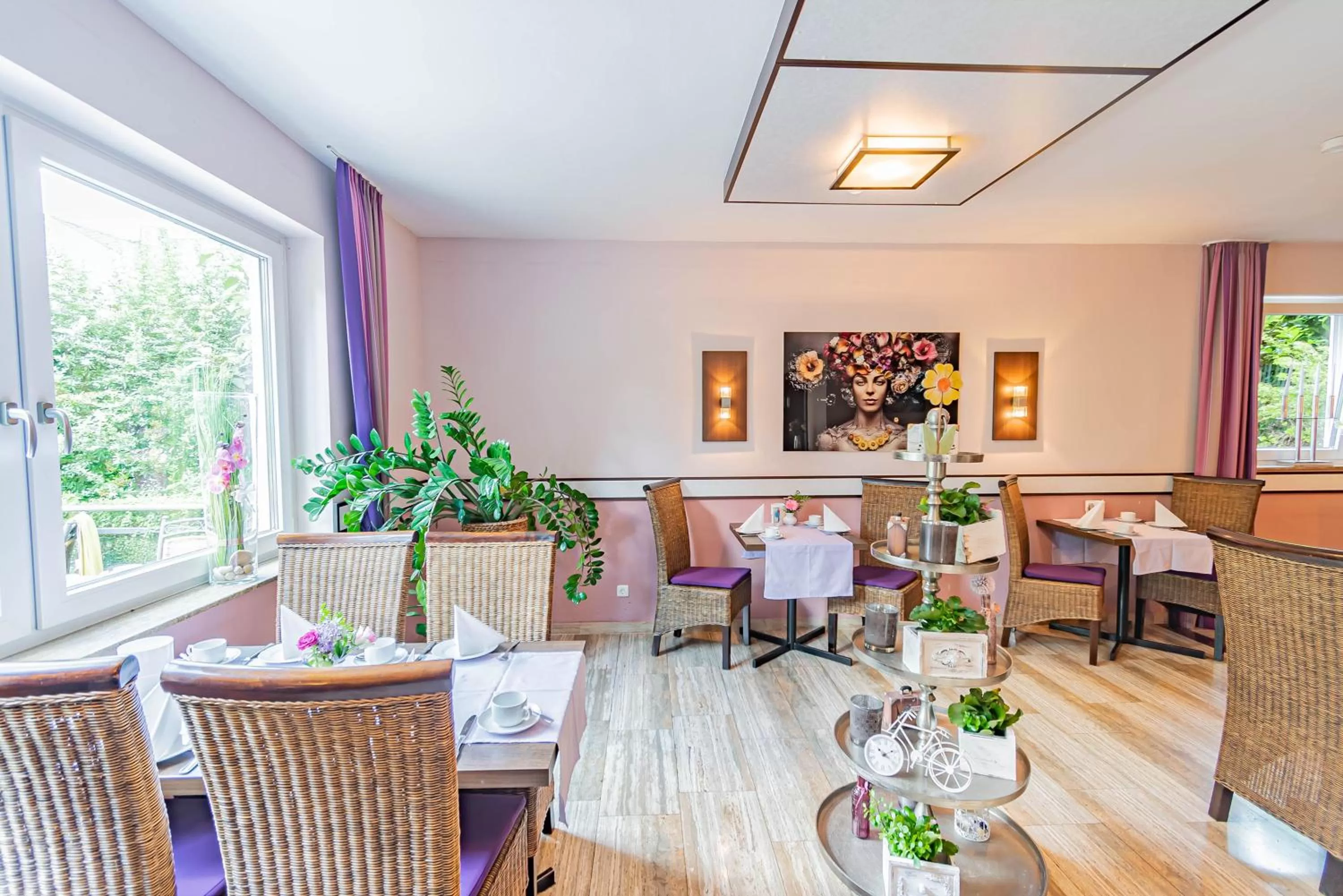 Restaurant/places to eat in Parkhotel Sonnenberg