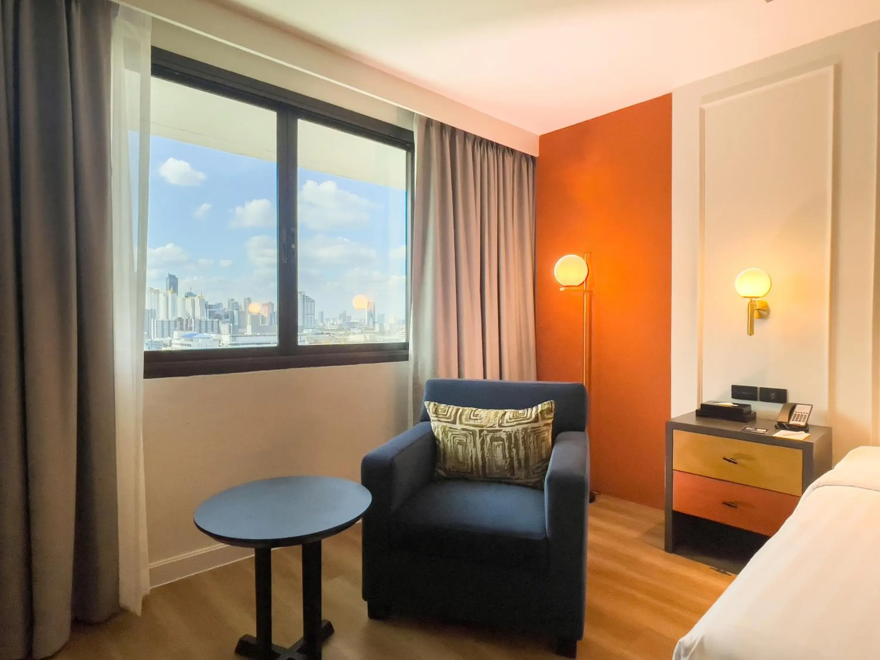 City view, Bed in A-ONE Bangkok Hotel City view, Bed in A-ONE Bangkok Hotel