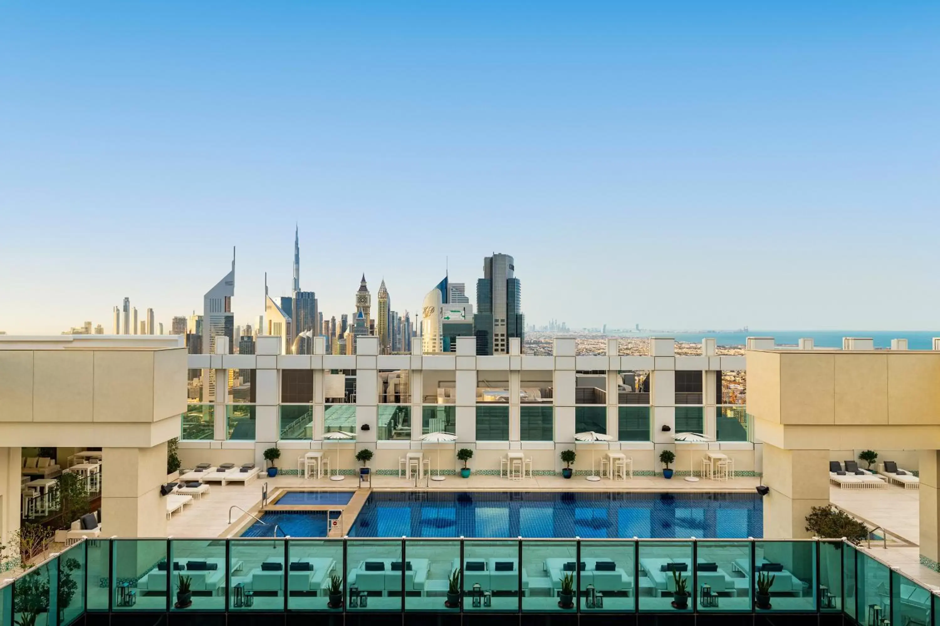 Swimming pool, Pool View in Sheraton Grand Hotel, Dubai